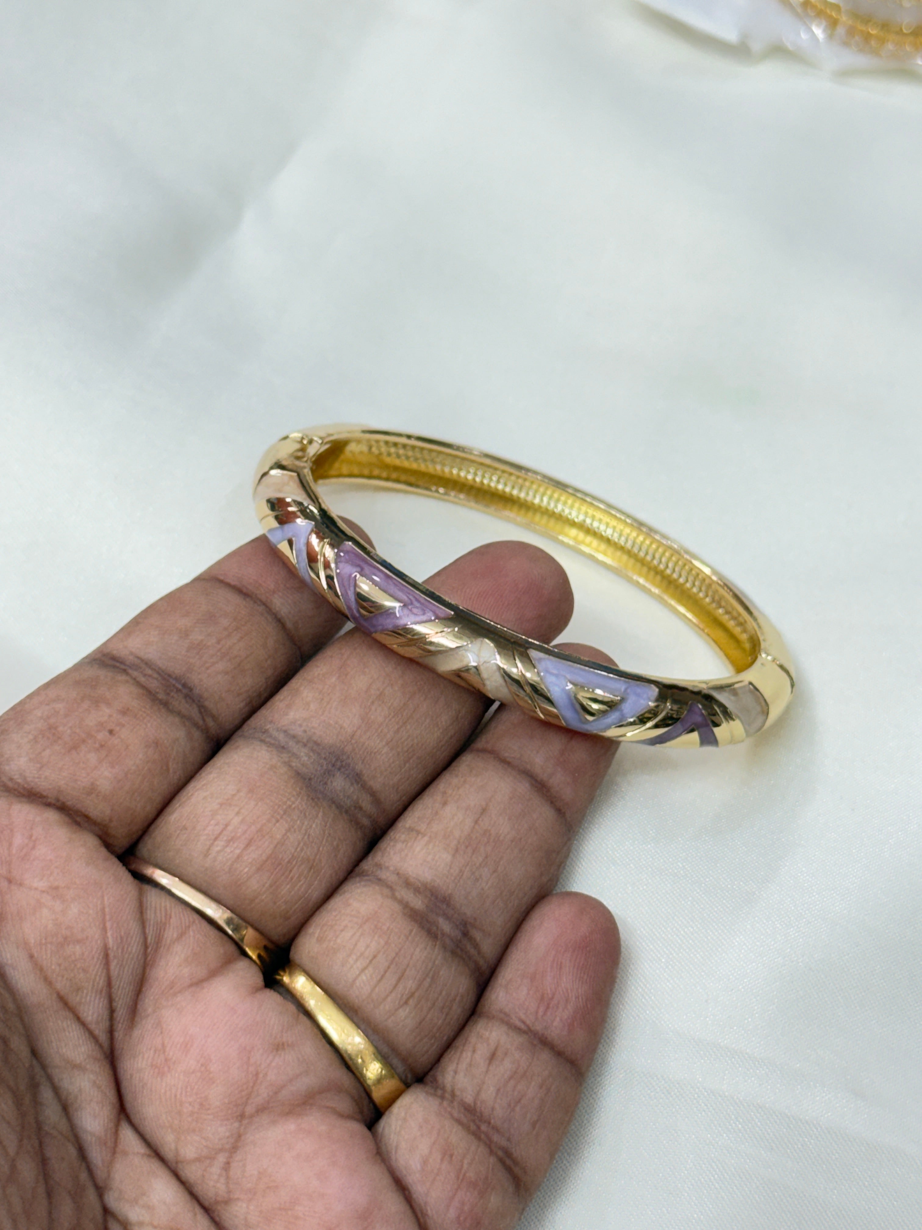 Ab085 anti tarnish openable kada bangle suits for 2.4 and 2.6 size
