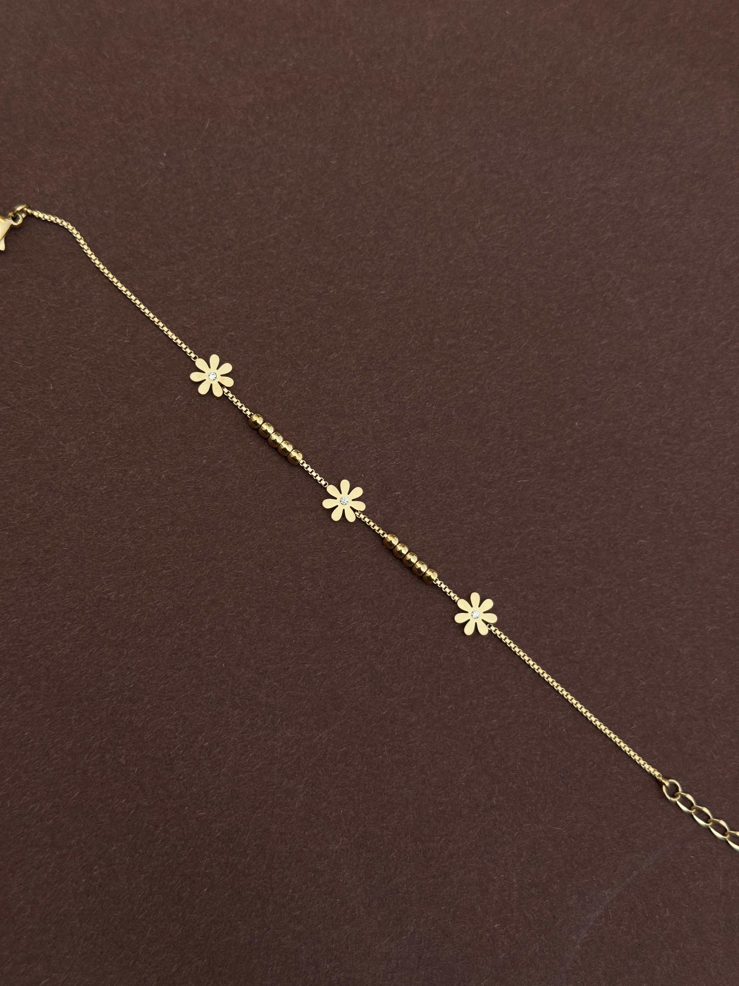 Ab548 anti tarnish flower 8 inches chain bracelet