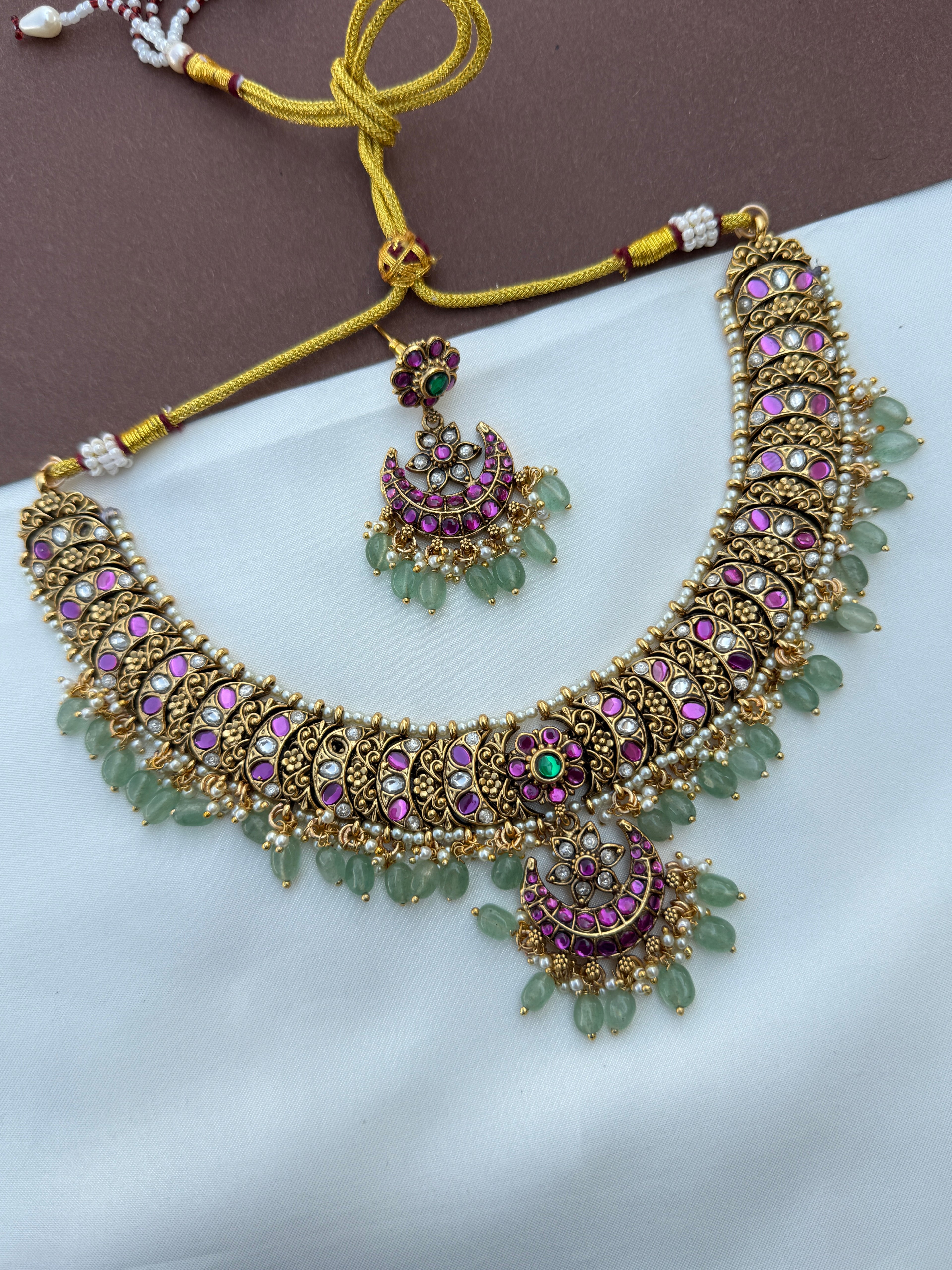 Ns623 jadau kundan short neckset