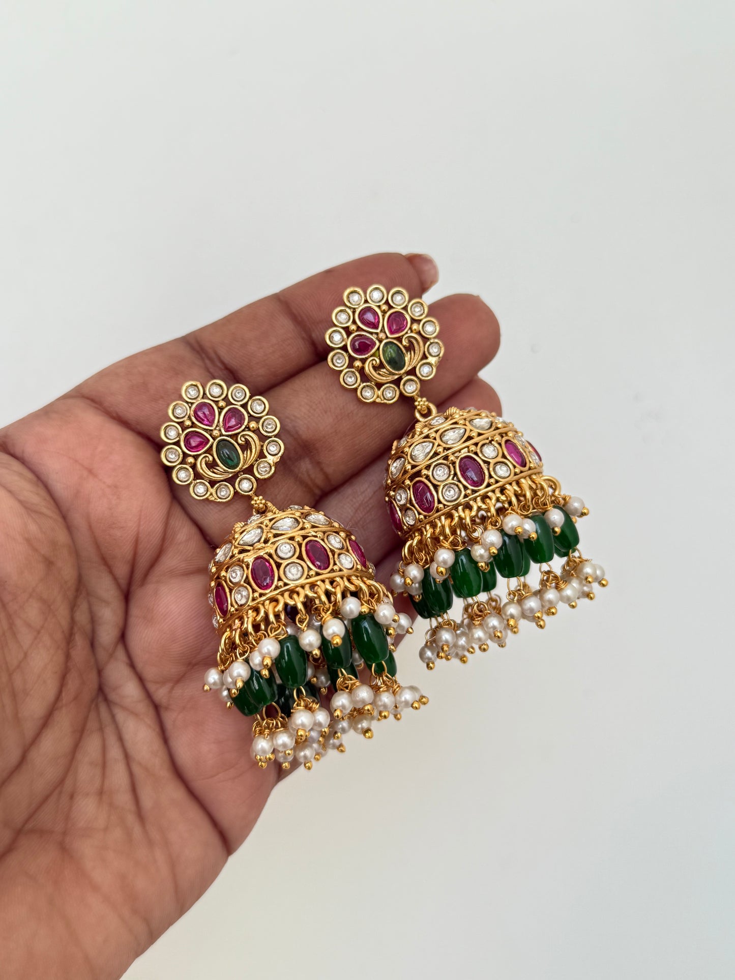 Er5062 kemp kundan heavy butta earrings