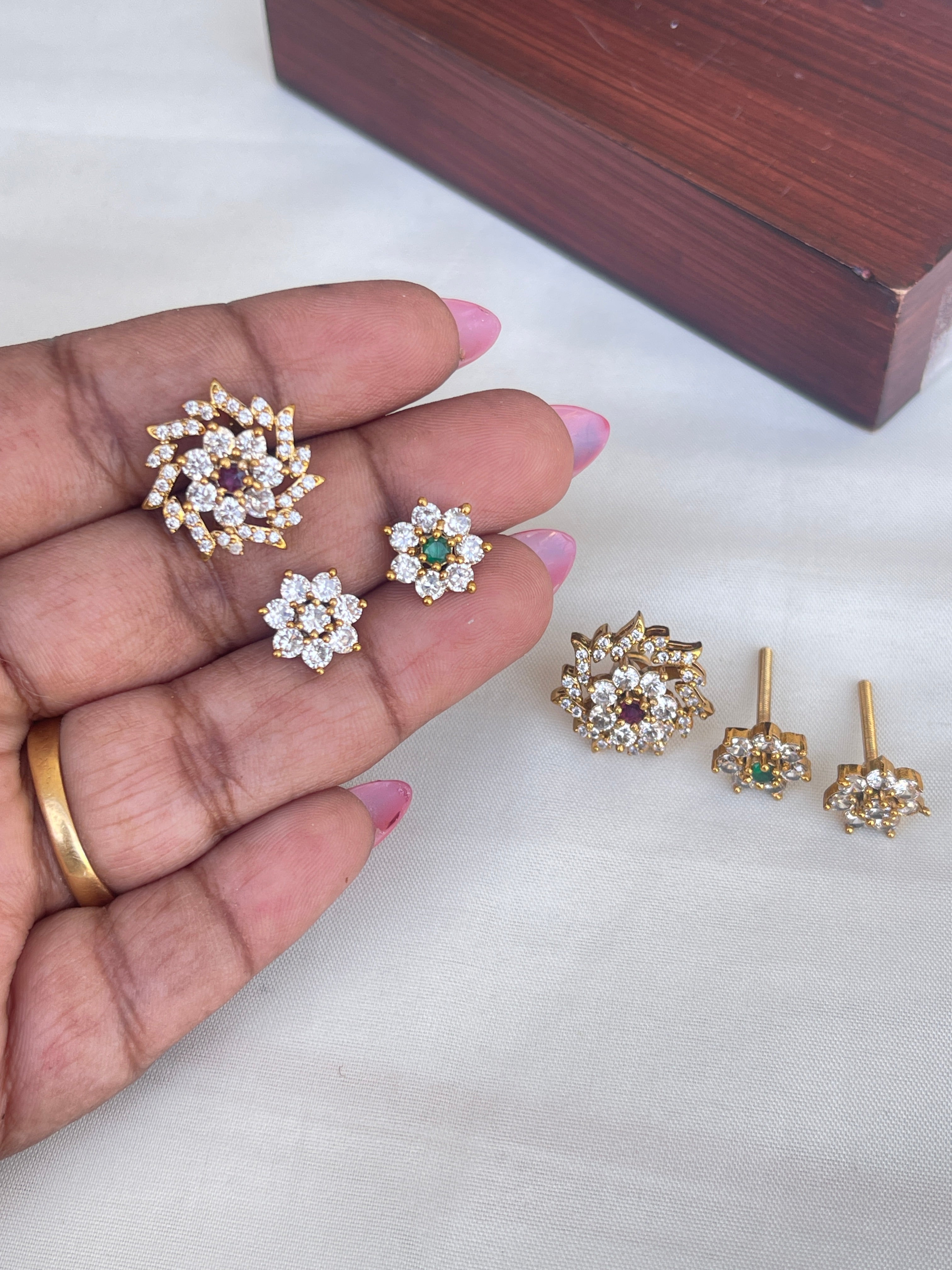 Changeable studs can use in 4 ways suits for both mom and daughter.. can use small studs without chakra