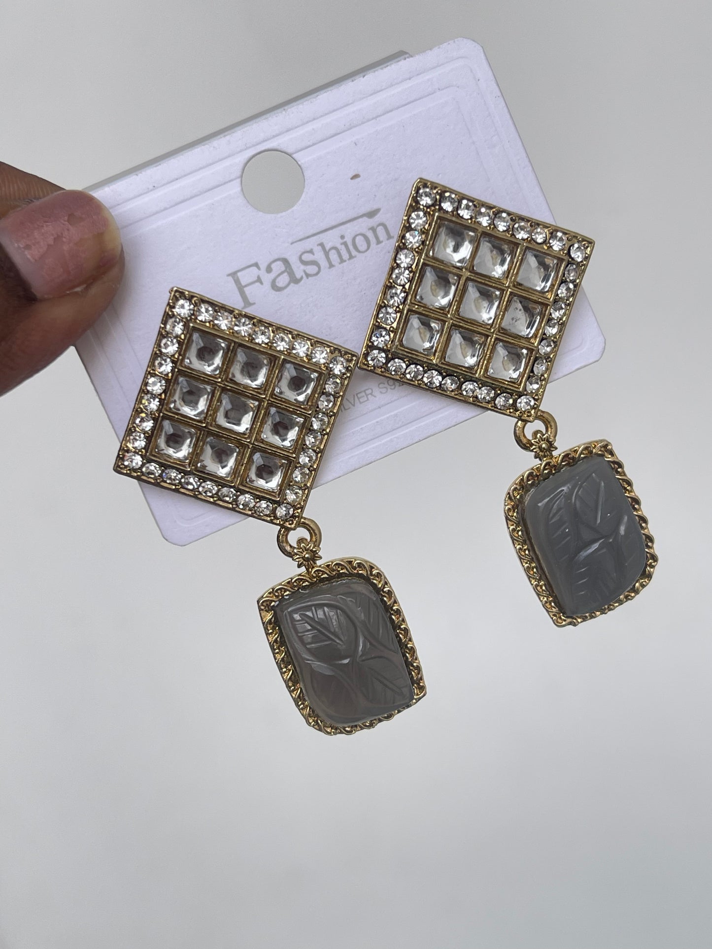 Reverse square Kundan stud with stone hanging