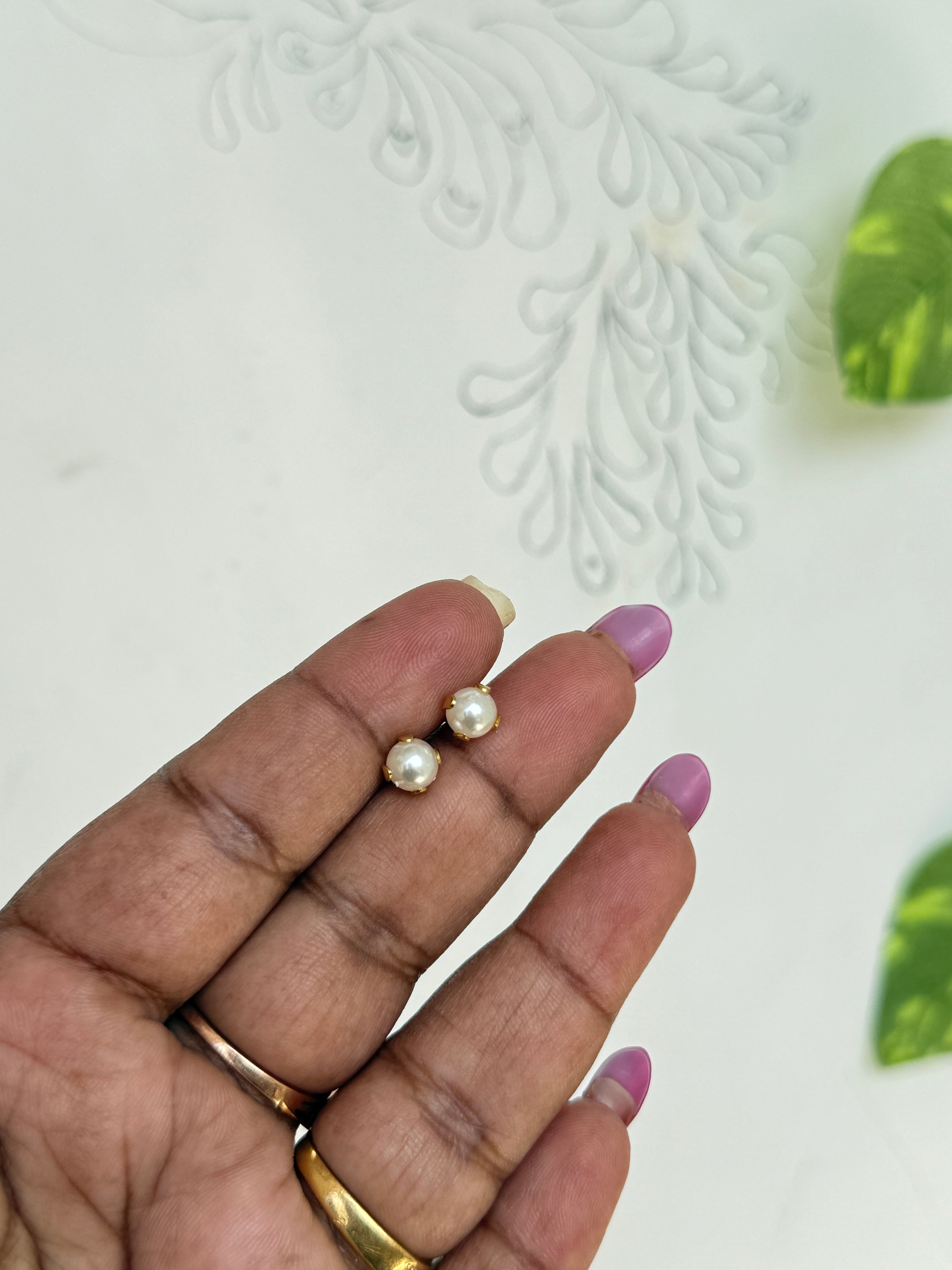 St097 anti tarnish pearl stud earrings