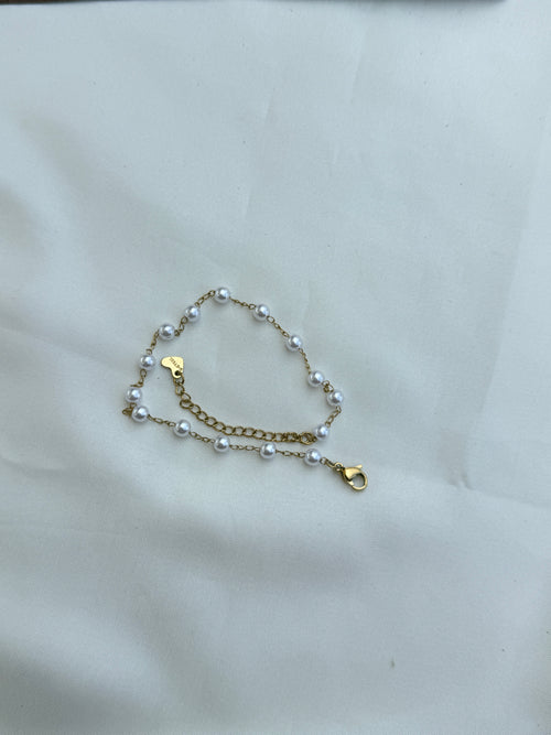 Ak105 pearl anklets