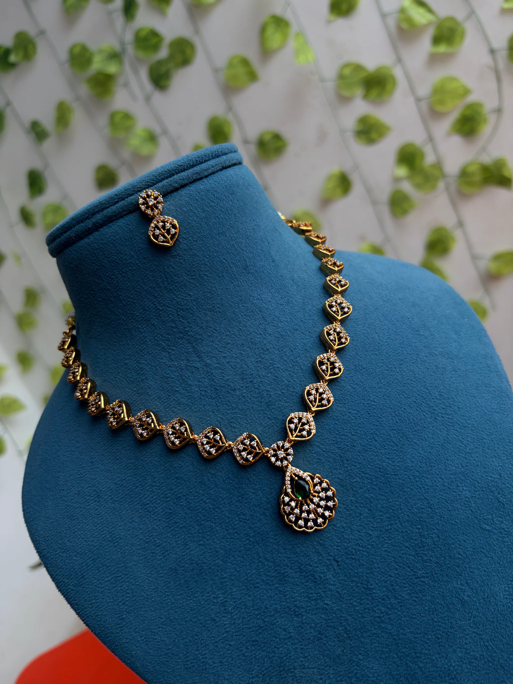 Ns913 diamond replica green pendant short neckset with earrings