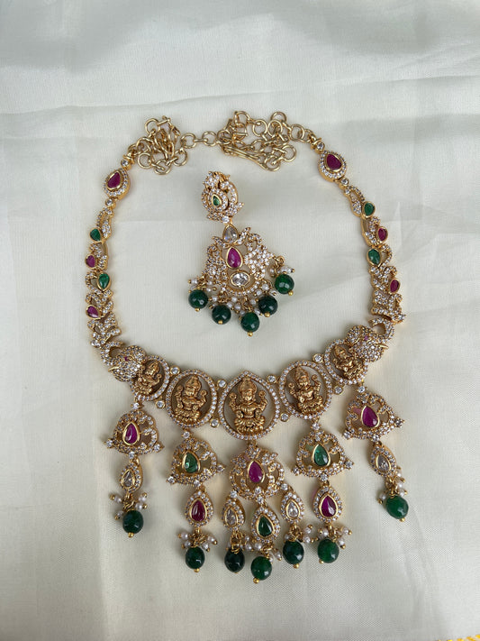 Lakshmi Devi neckset with 4 green hanging in beads