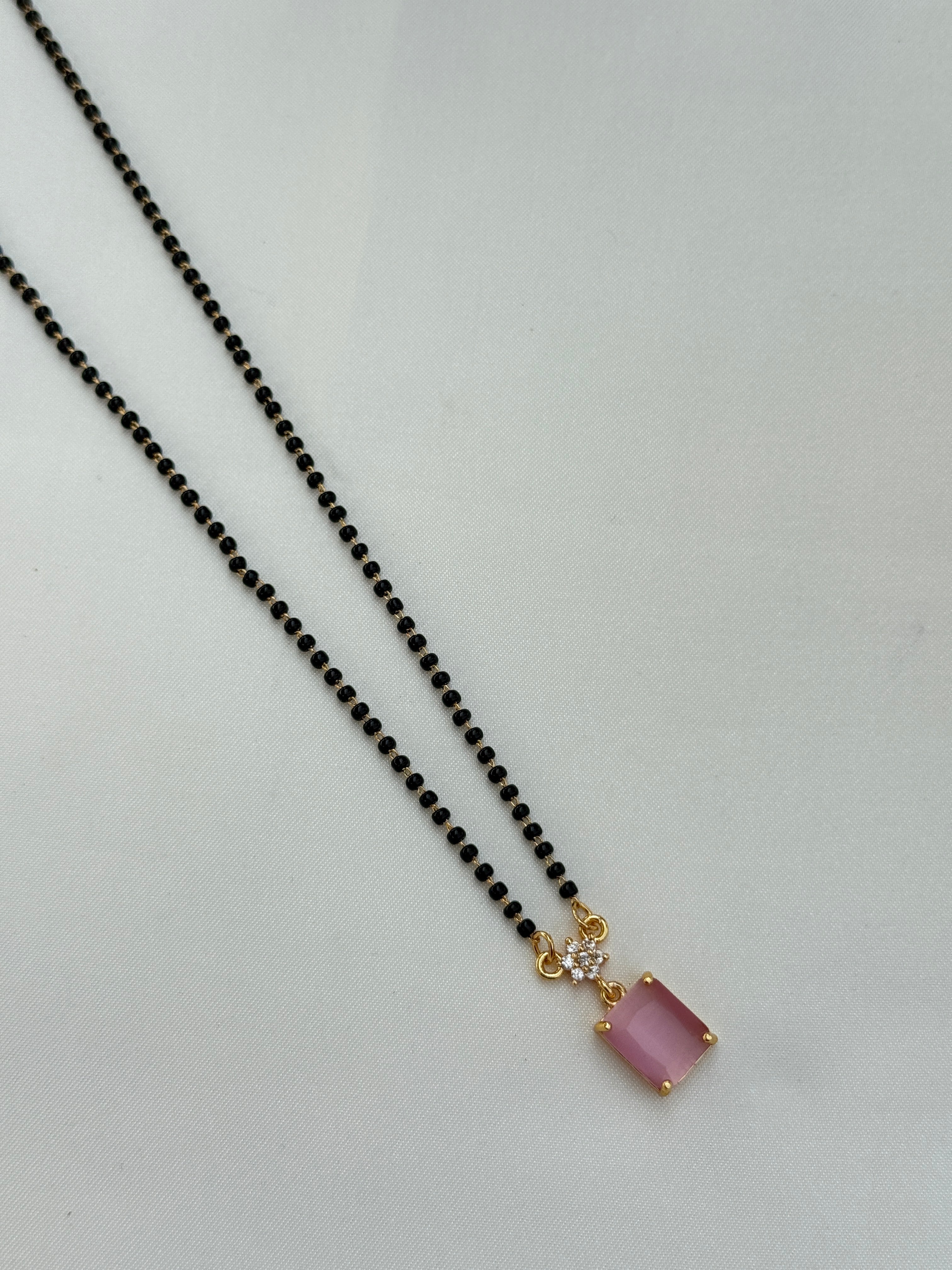 Bb029 single line square short blackbeads