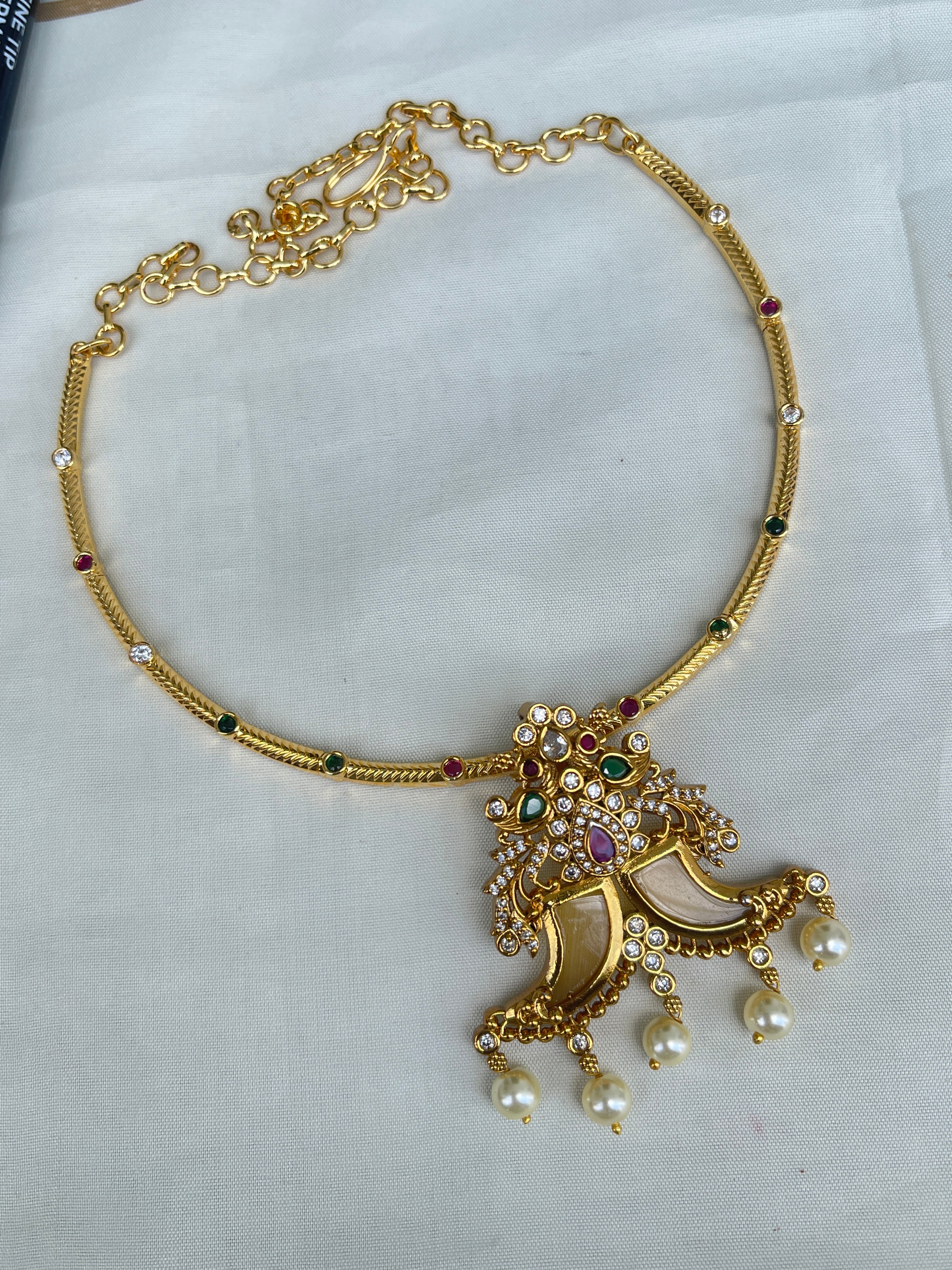 Kante with puligoru pendant ns1536