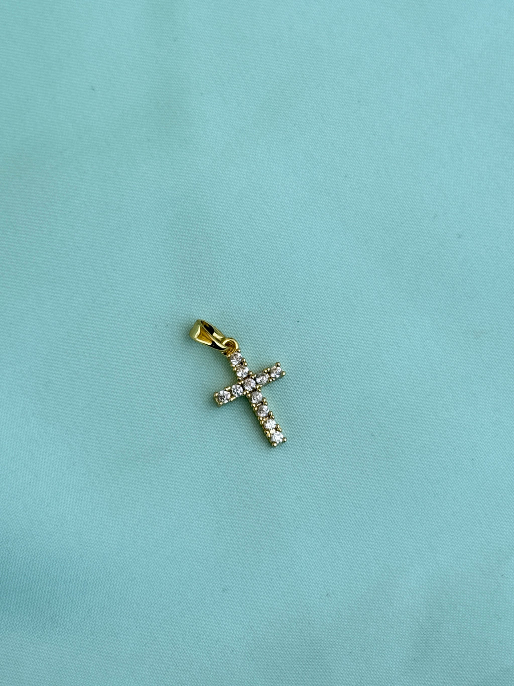 Al019 anti tarnish cross charm (pendent)