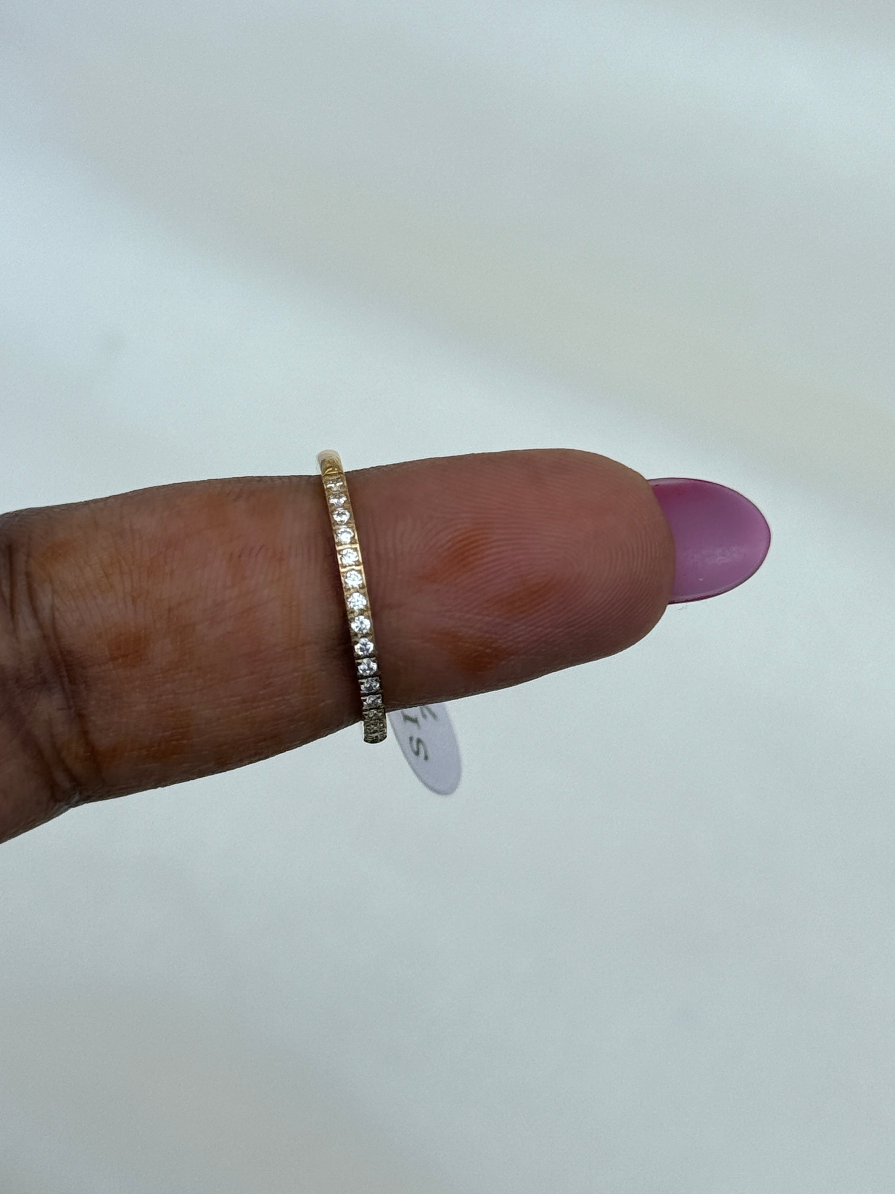 Rg066 anti tarnish white stone finger ring