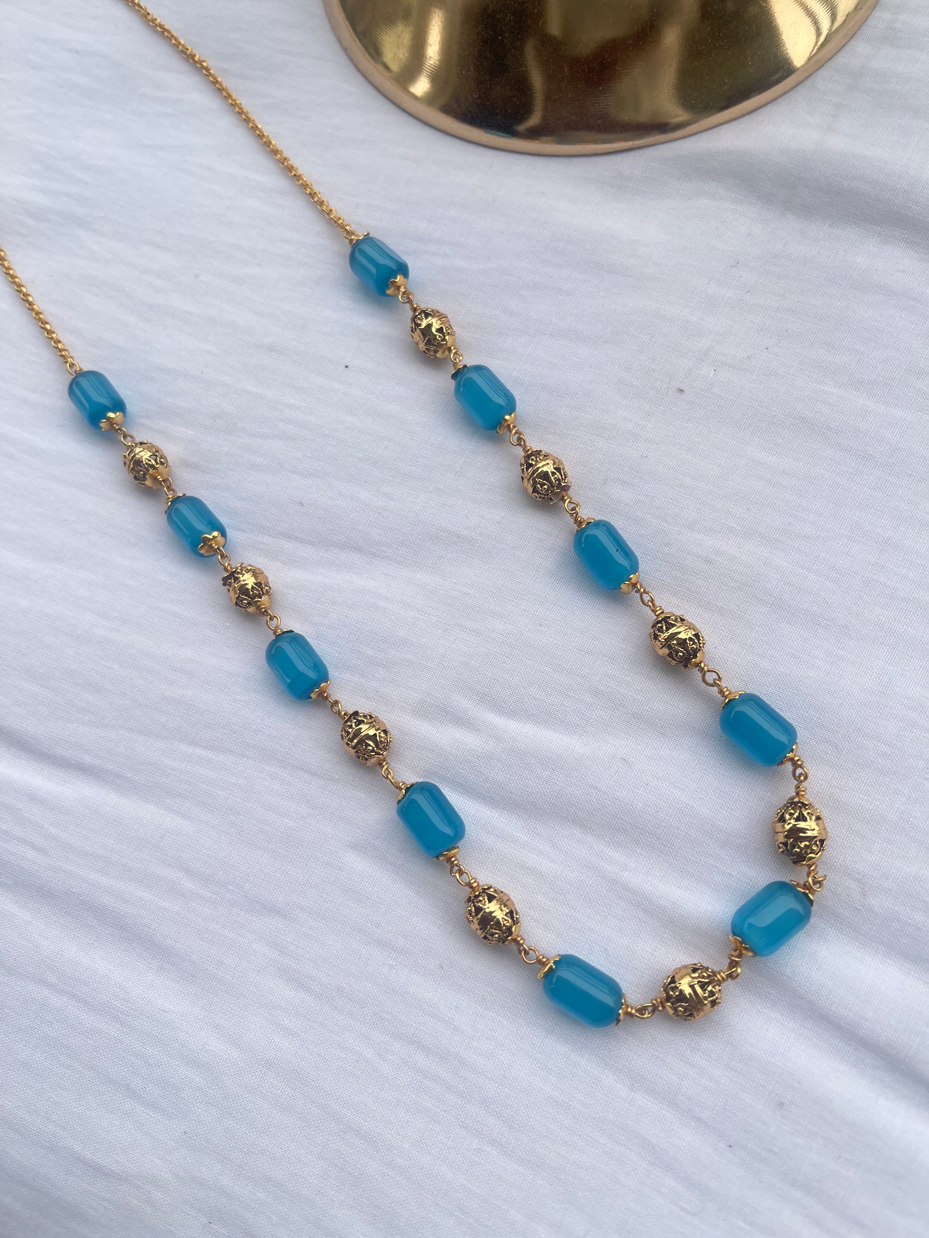 Sky-blue beads gold balls short chain