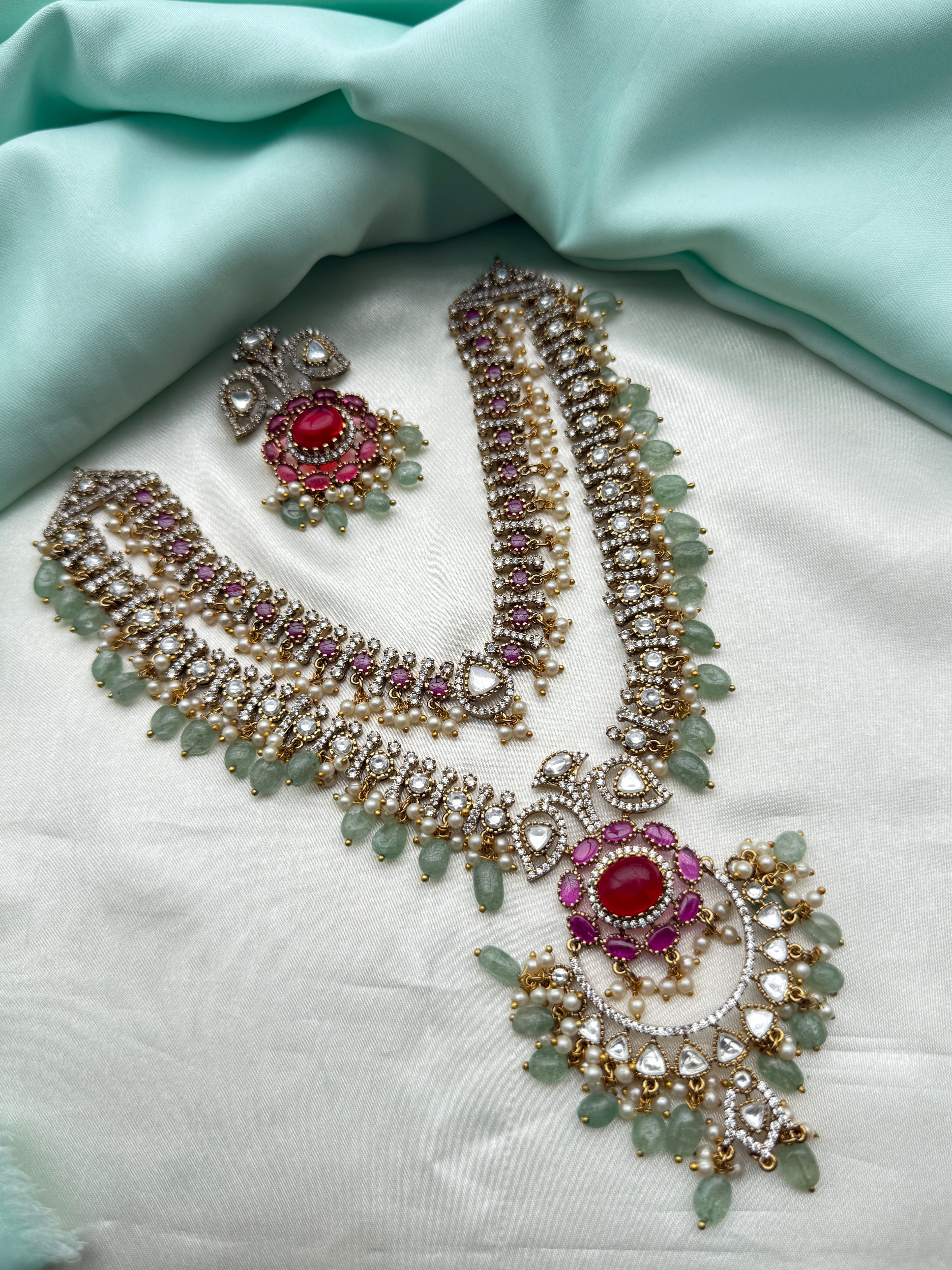 Unique Multi 2 layers neckset with flower earrings Ns244