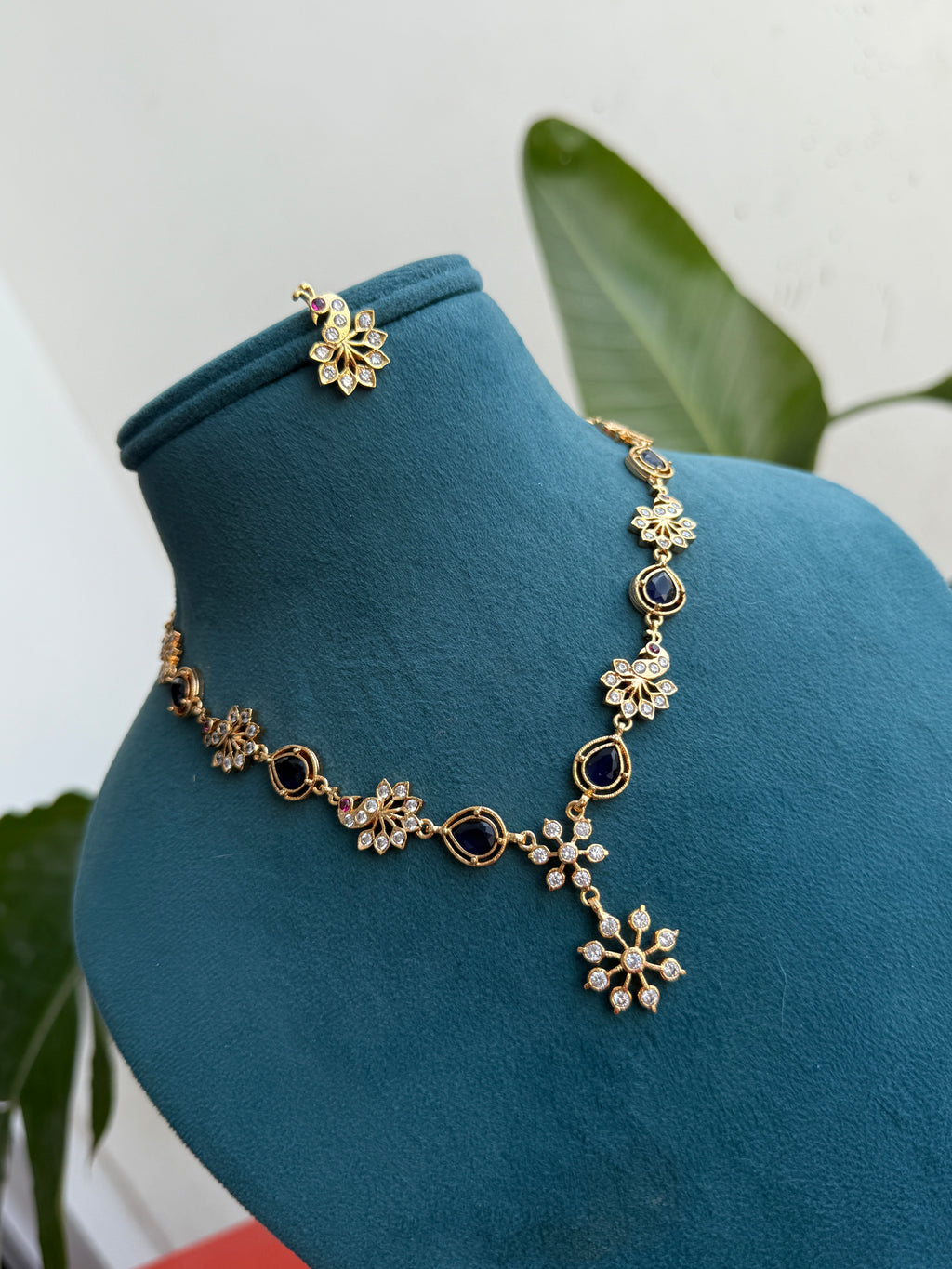 Ph151 panchaloham peacock neckset