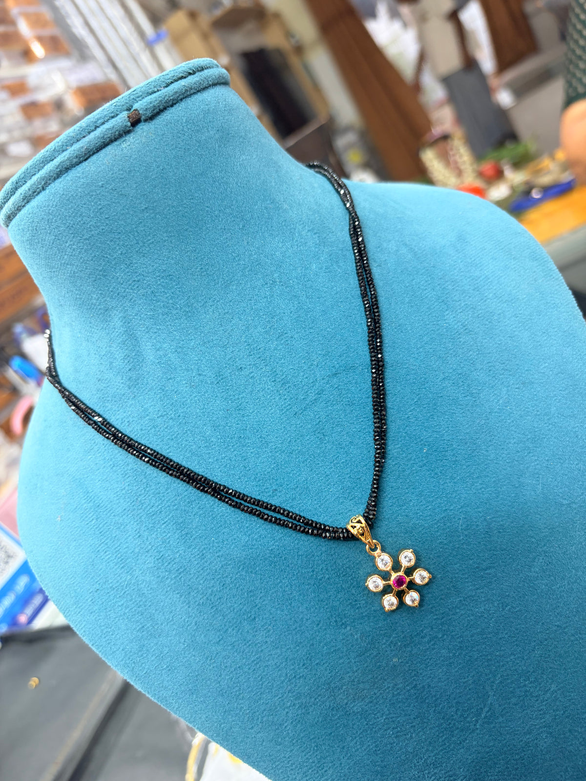 Unique 2 layers 18 inches with Panchaloham pendant crystal black beads bb351