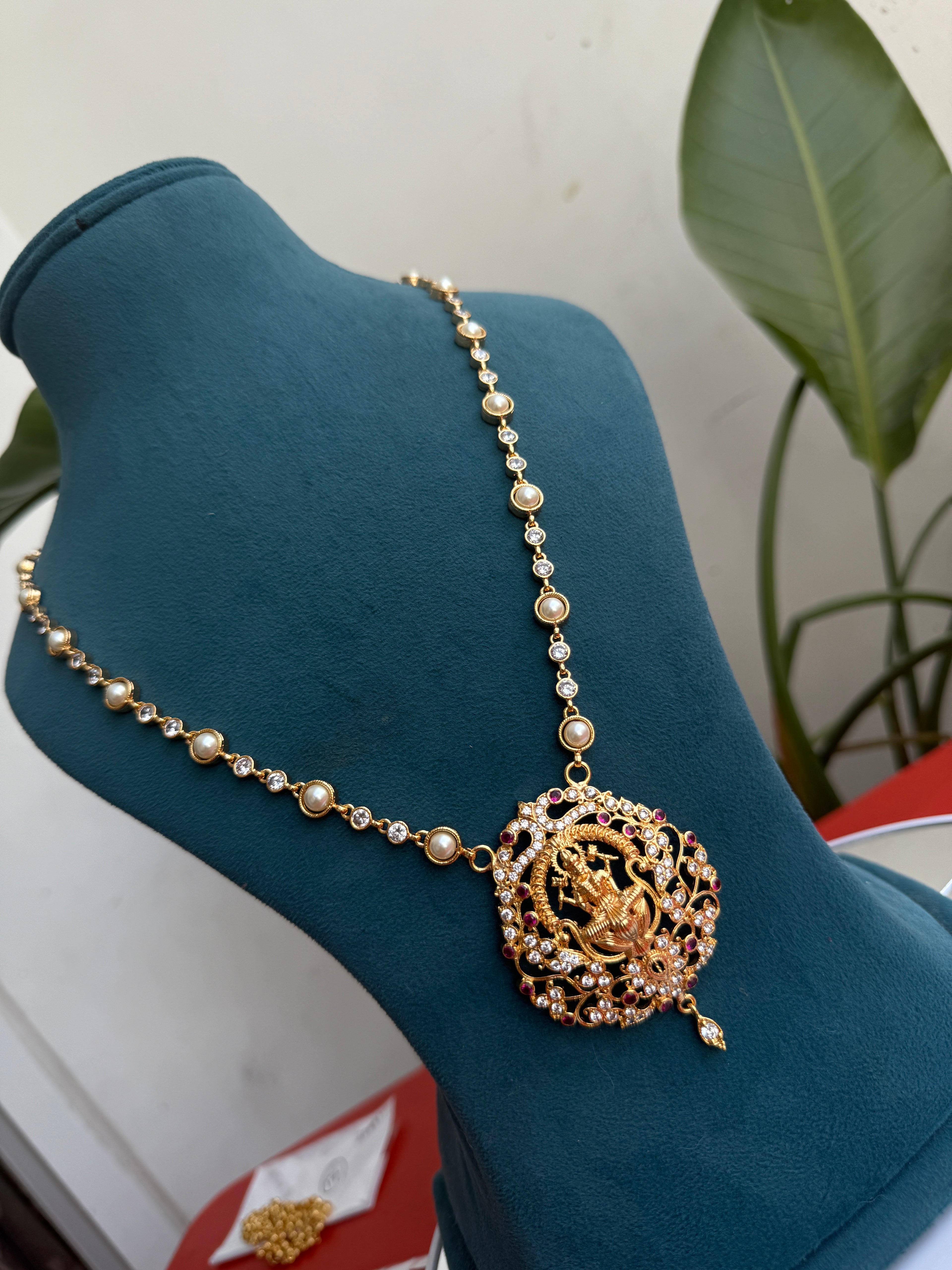 Ph131 panchaloham long pearl chain with Lakshmi Devi pendant