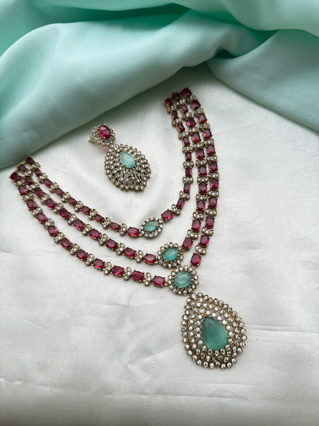 Unique Multi 3 layers neckset with drop earrings Ns267