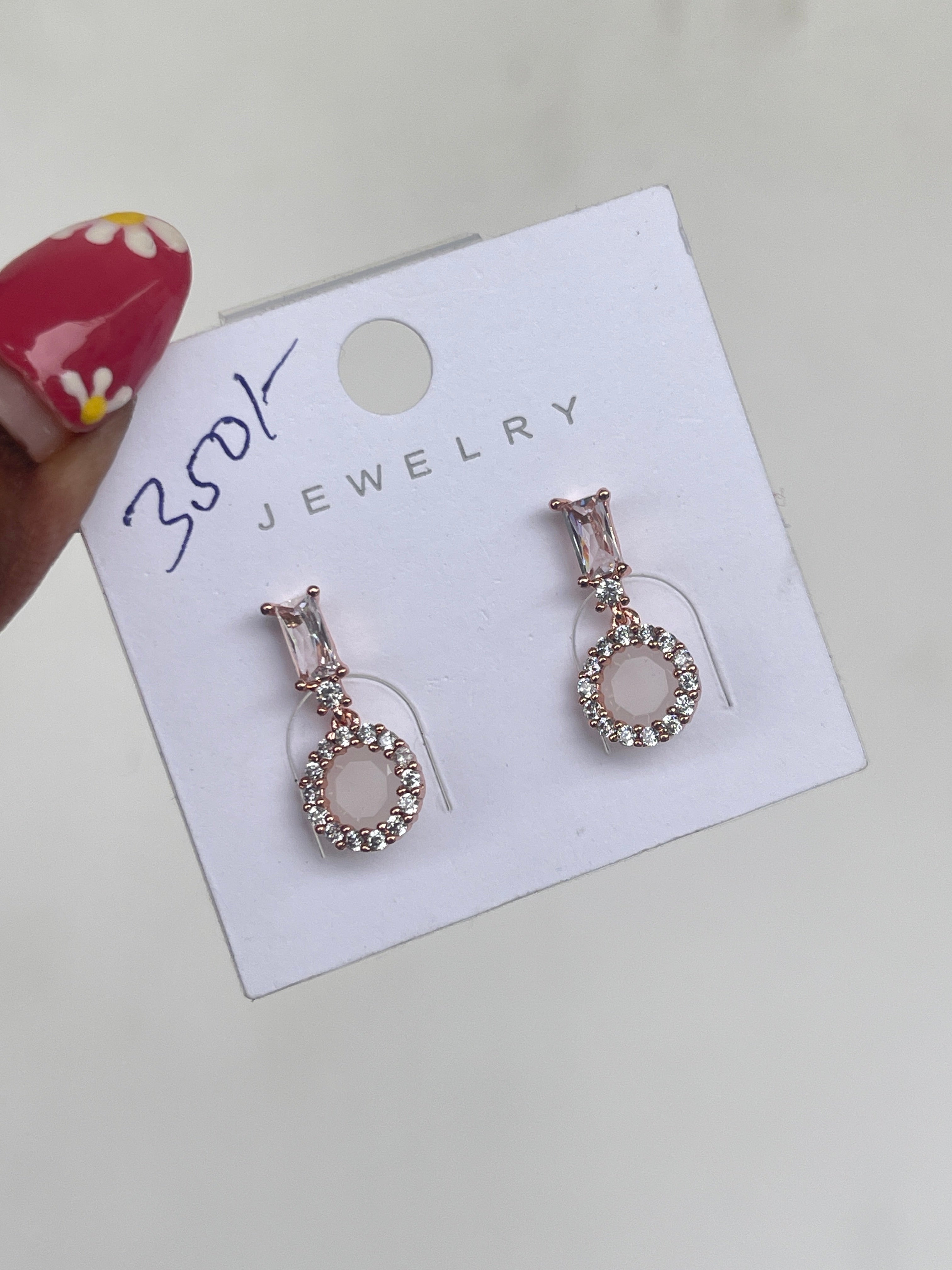 Silver earrings Color won't fade