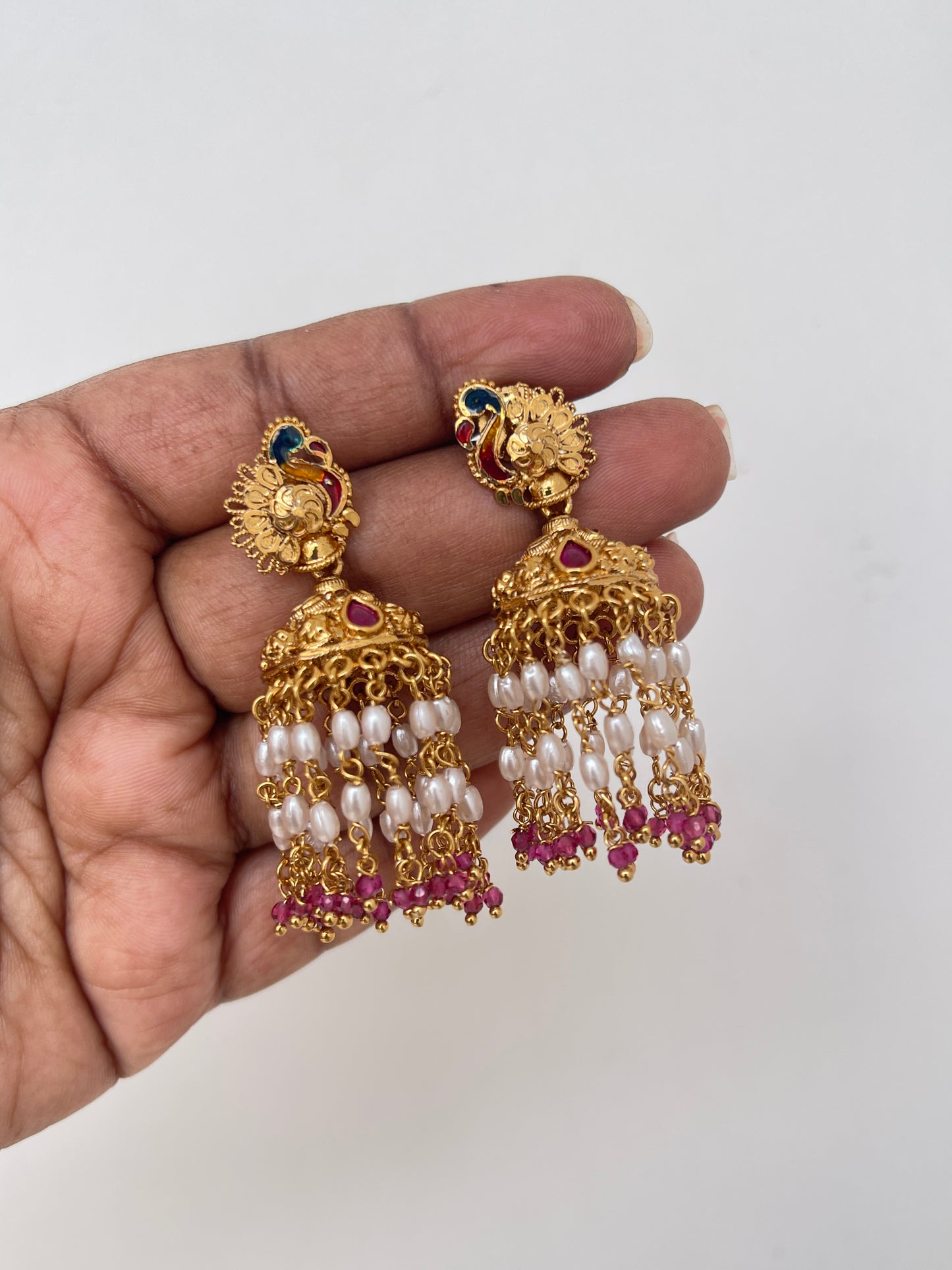 Peacock pink beads hanging butta earrings