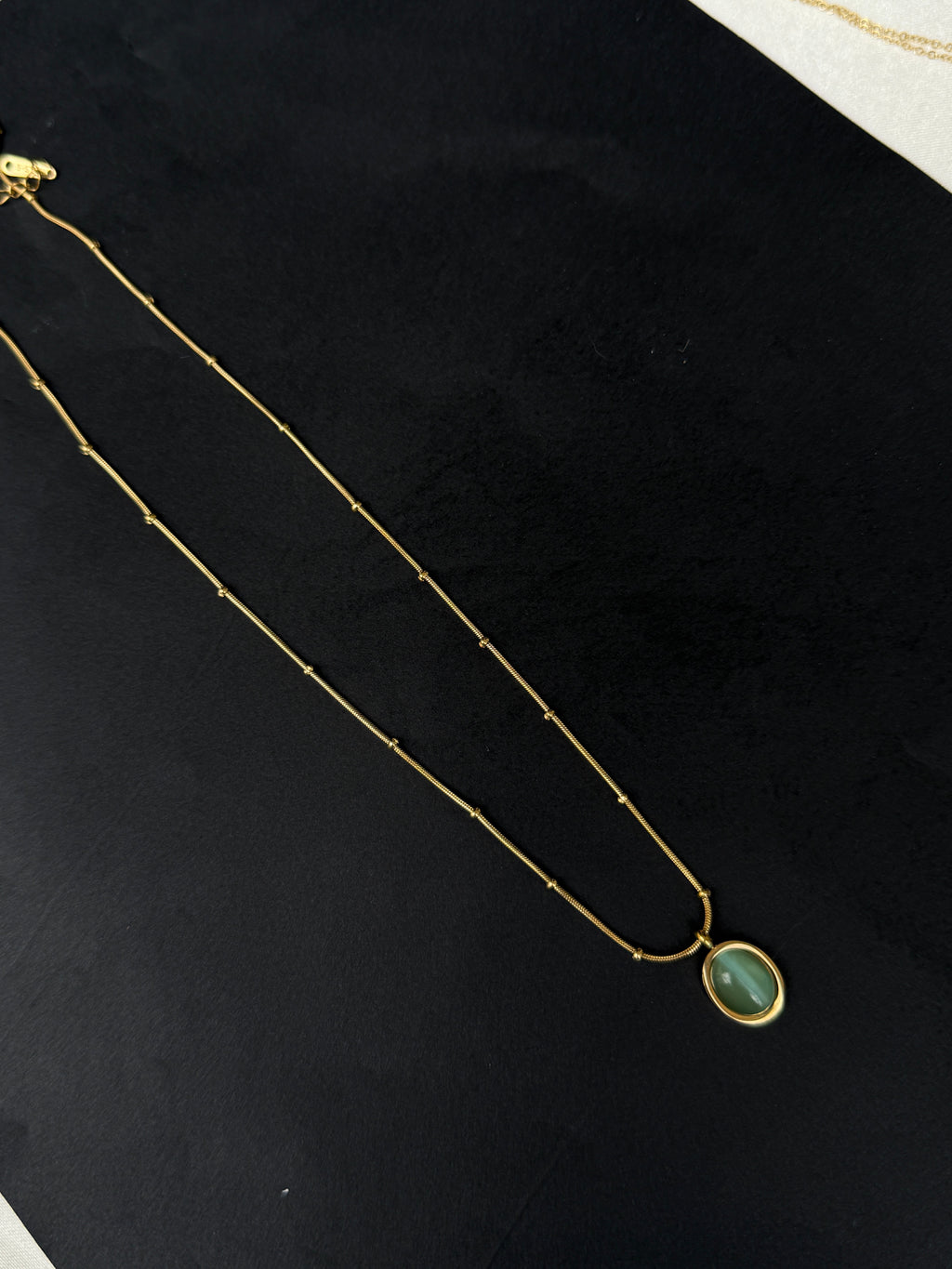 Dc012 pastel pendant daily wear chain