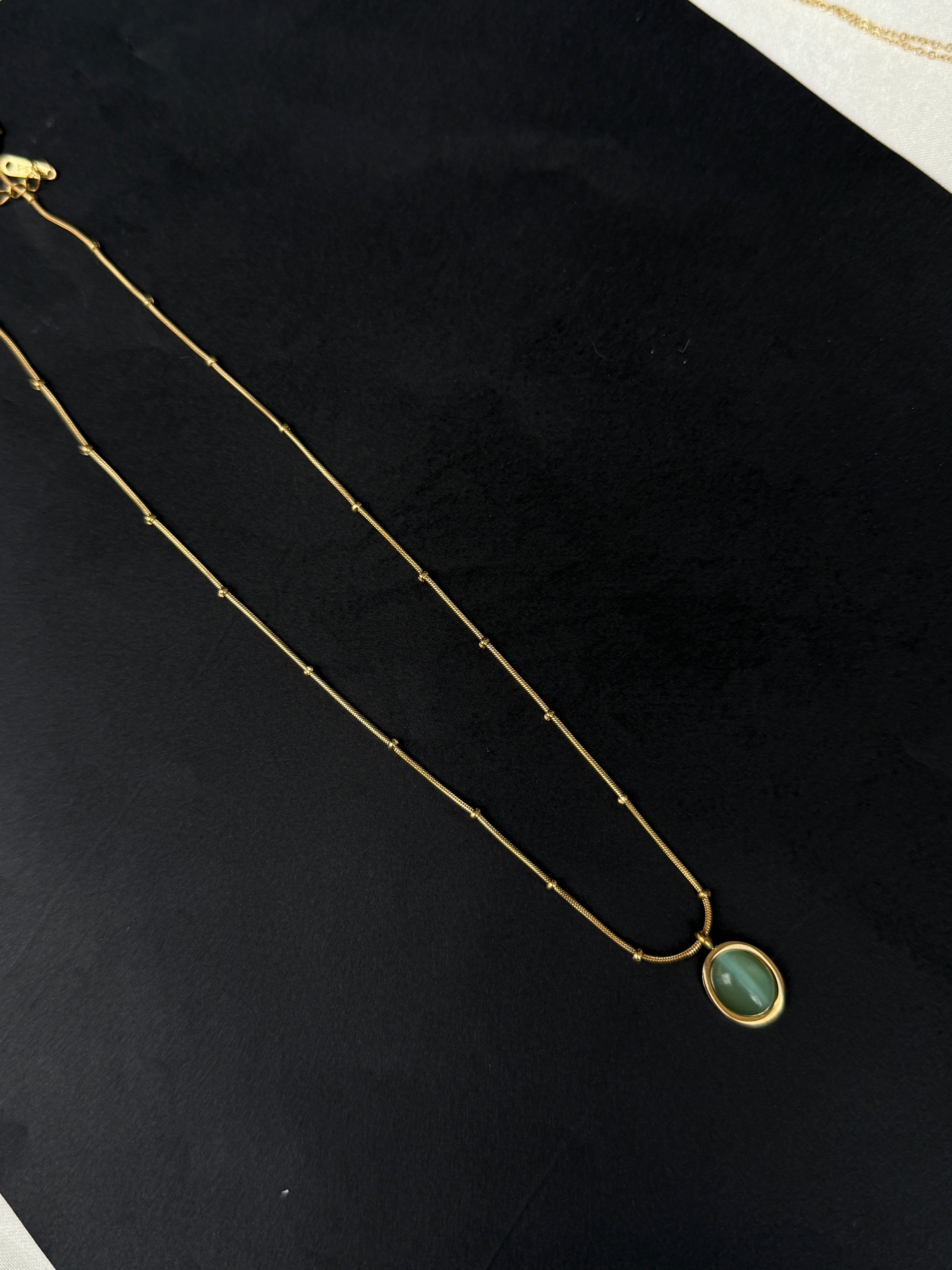 Dc012 pastel pendant daily wear chain