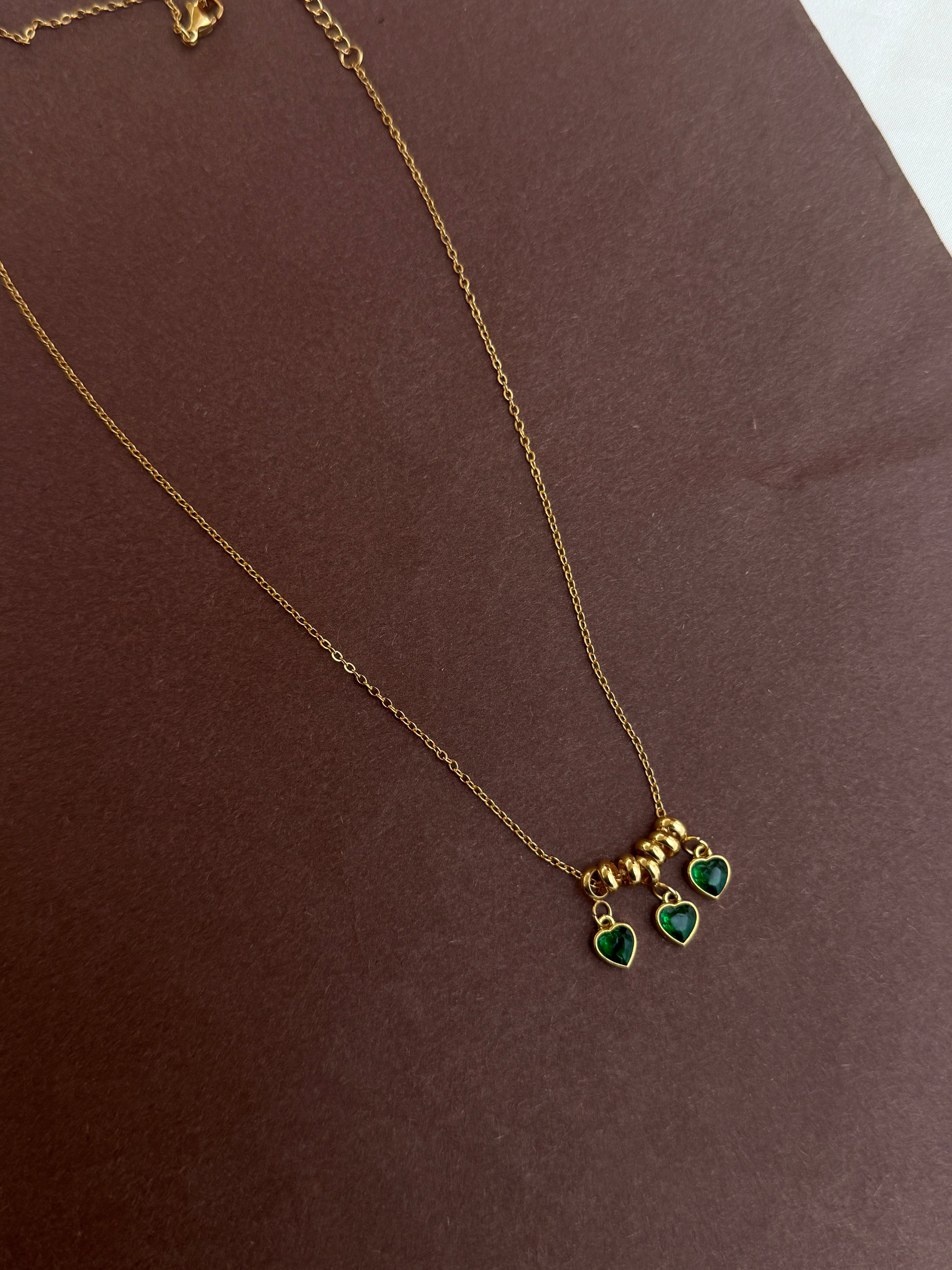 Dc035 anti tarnish daily wear green heart chain