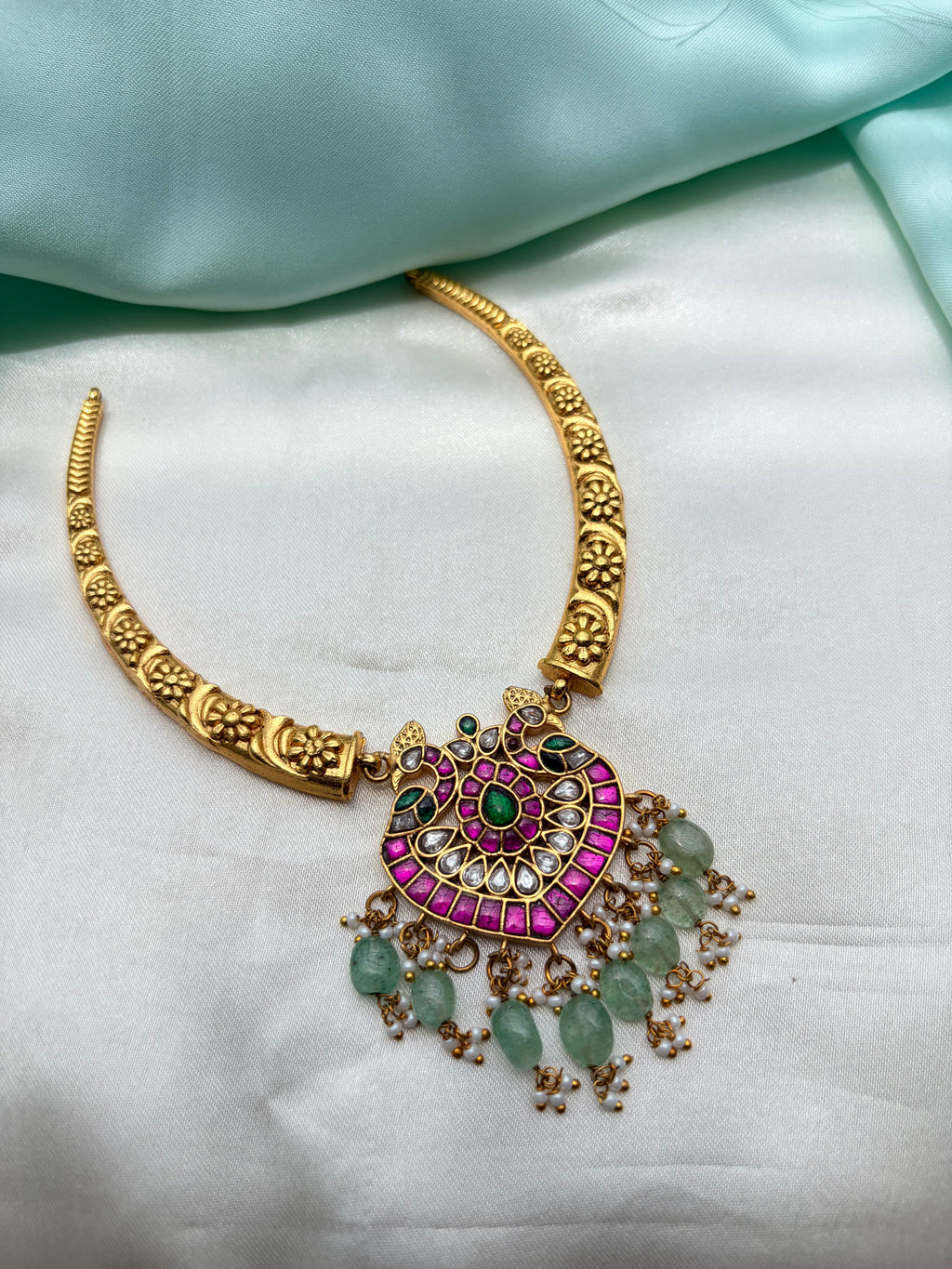 Jadau Kundan peacock with green beads kante neckset ns233