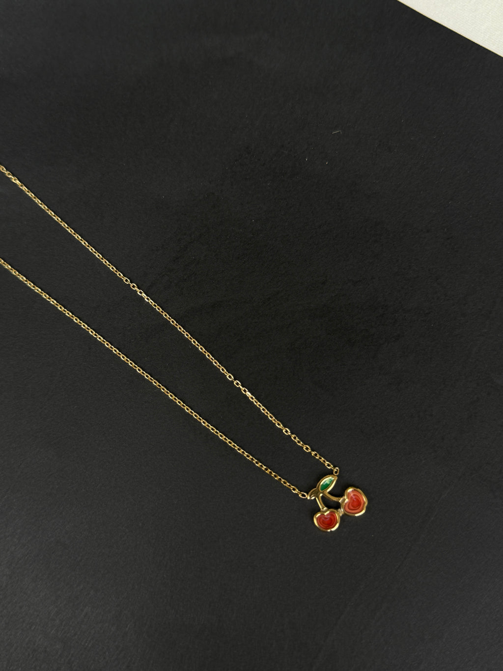 Dc010 cherry daily wear chain