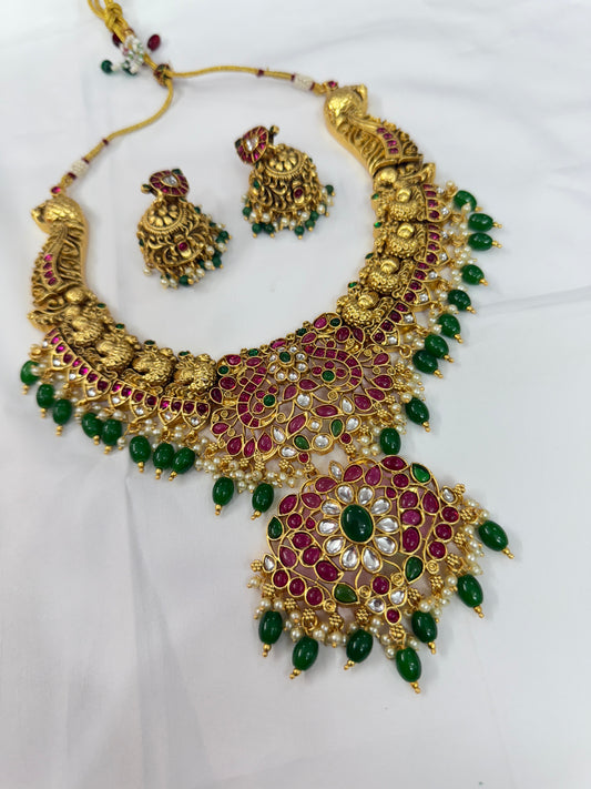 Heavy nakshi Kemp neckset with earrings ns0001