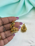 ER243 kemp peacock small butta earrings