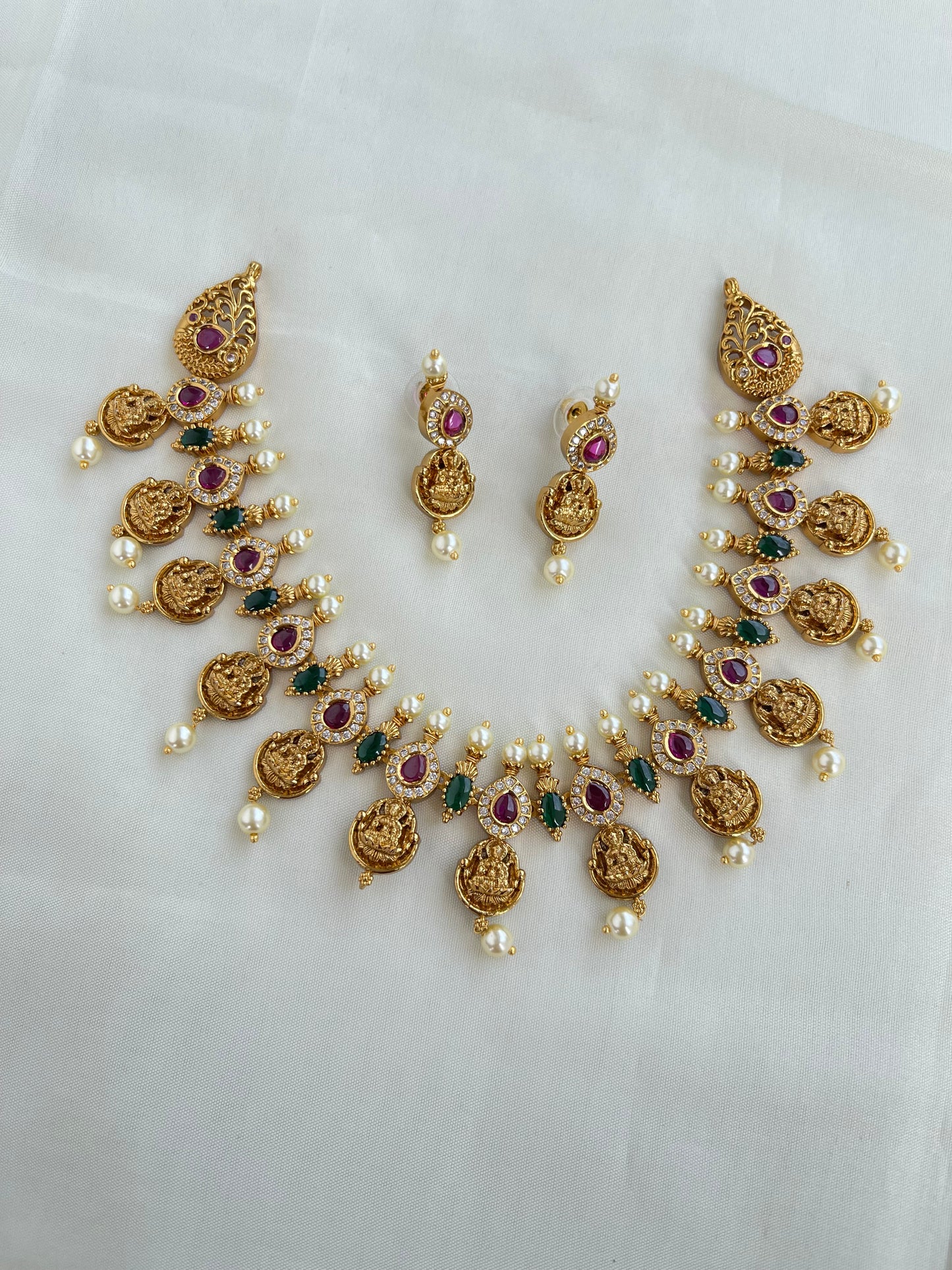 Lakshmi Devi kasu necklace