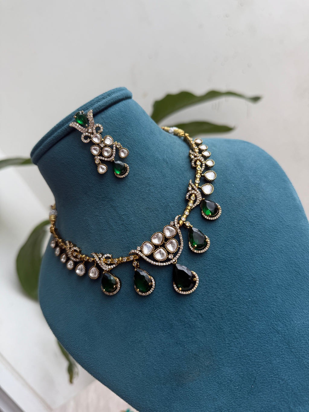 Ns372 moissanite kante neckset