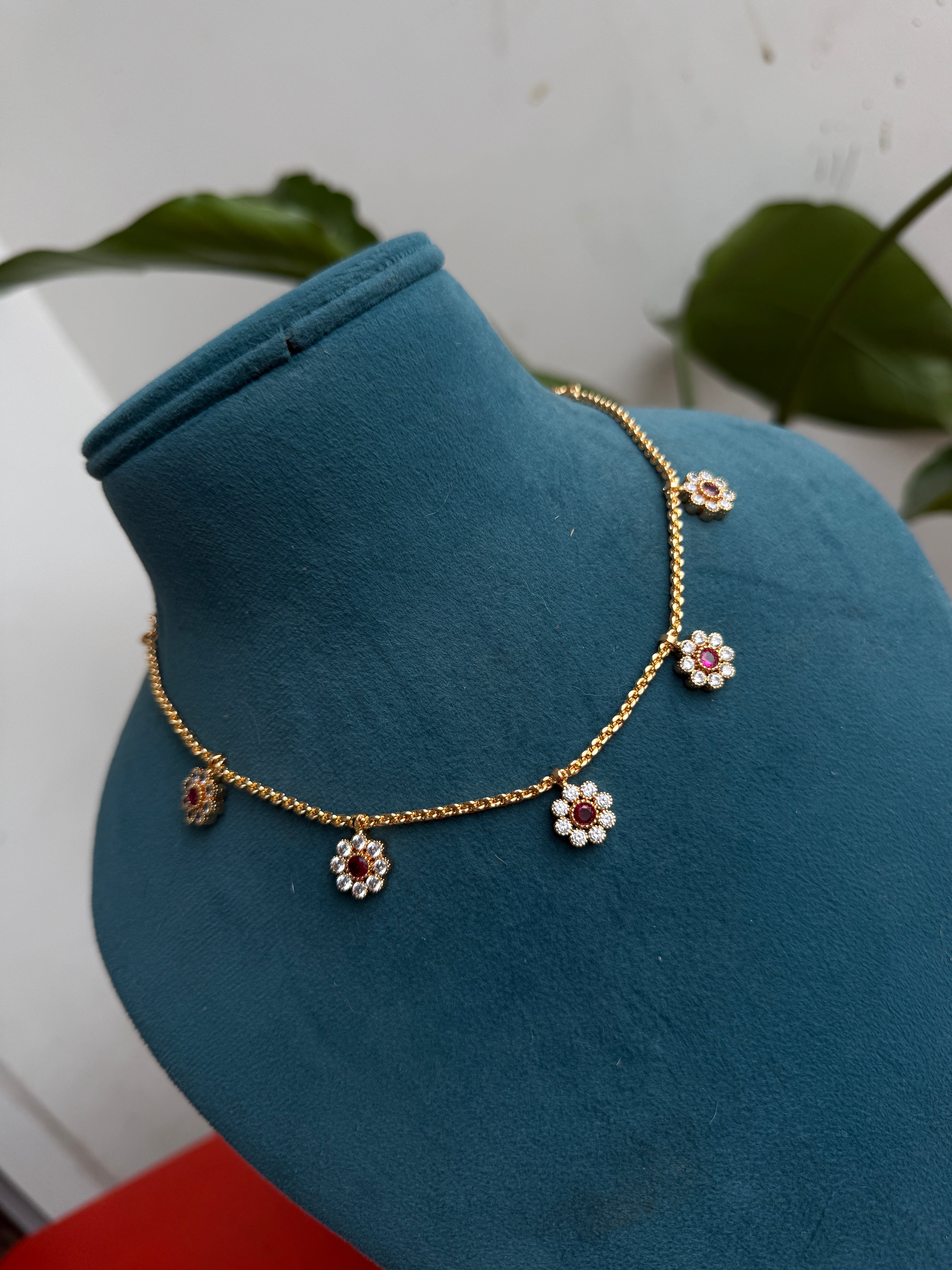 Ph066 Panchaloham flower necksets