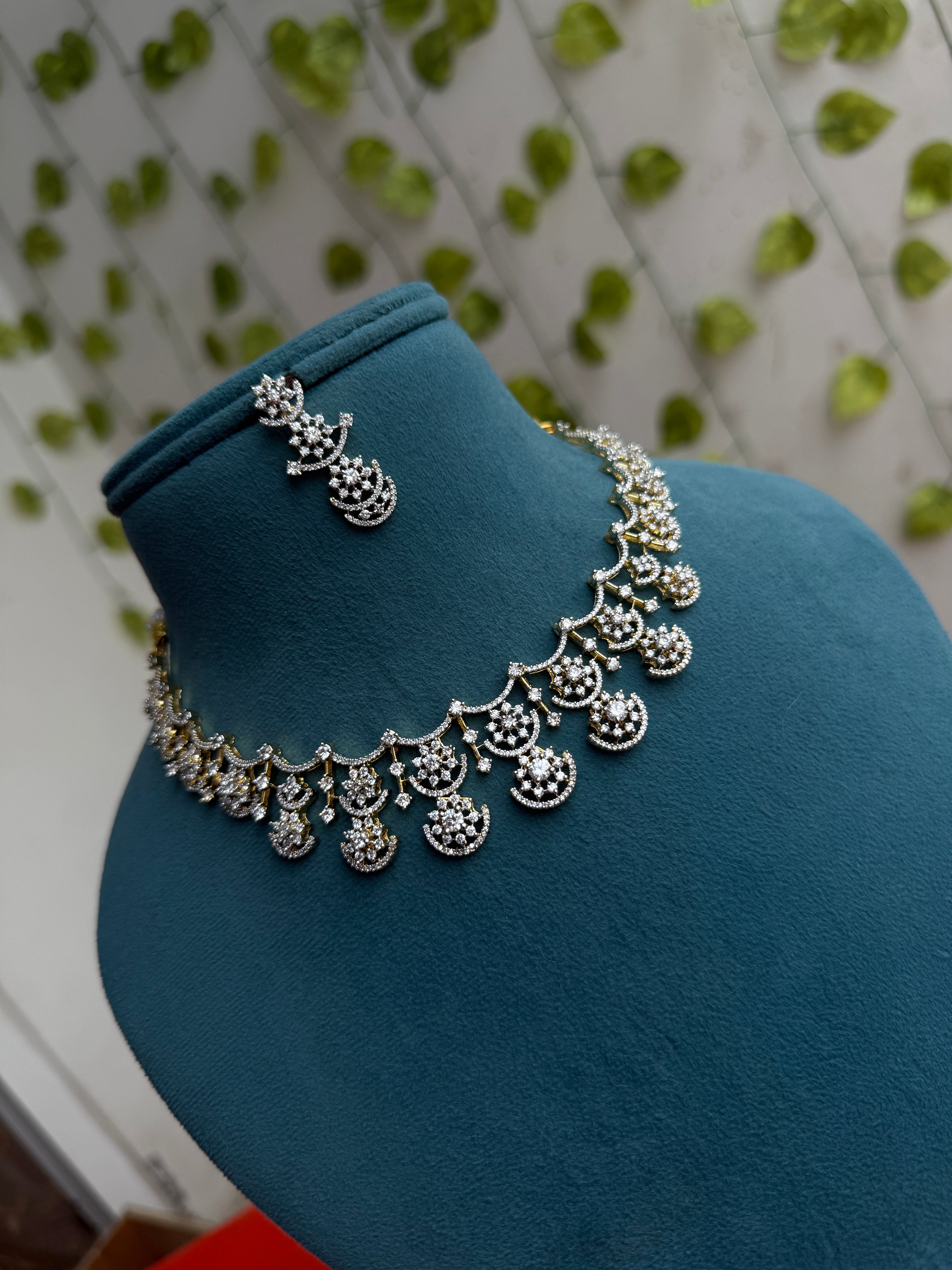 Elegant diamond  finish floral choker Neckset with earrings ns989