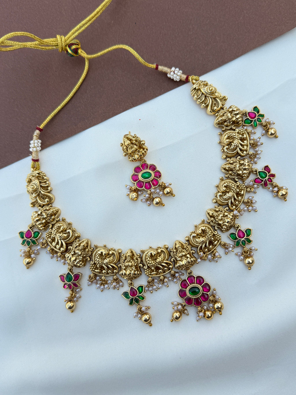 Ns617 nakshi jadau kundan laksmi devi  peacock neckset with gold balls
