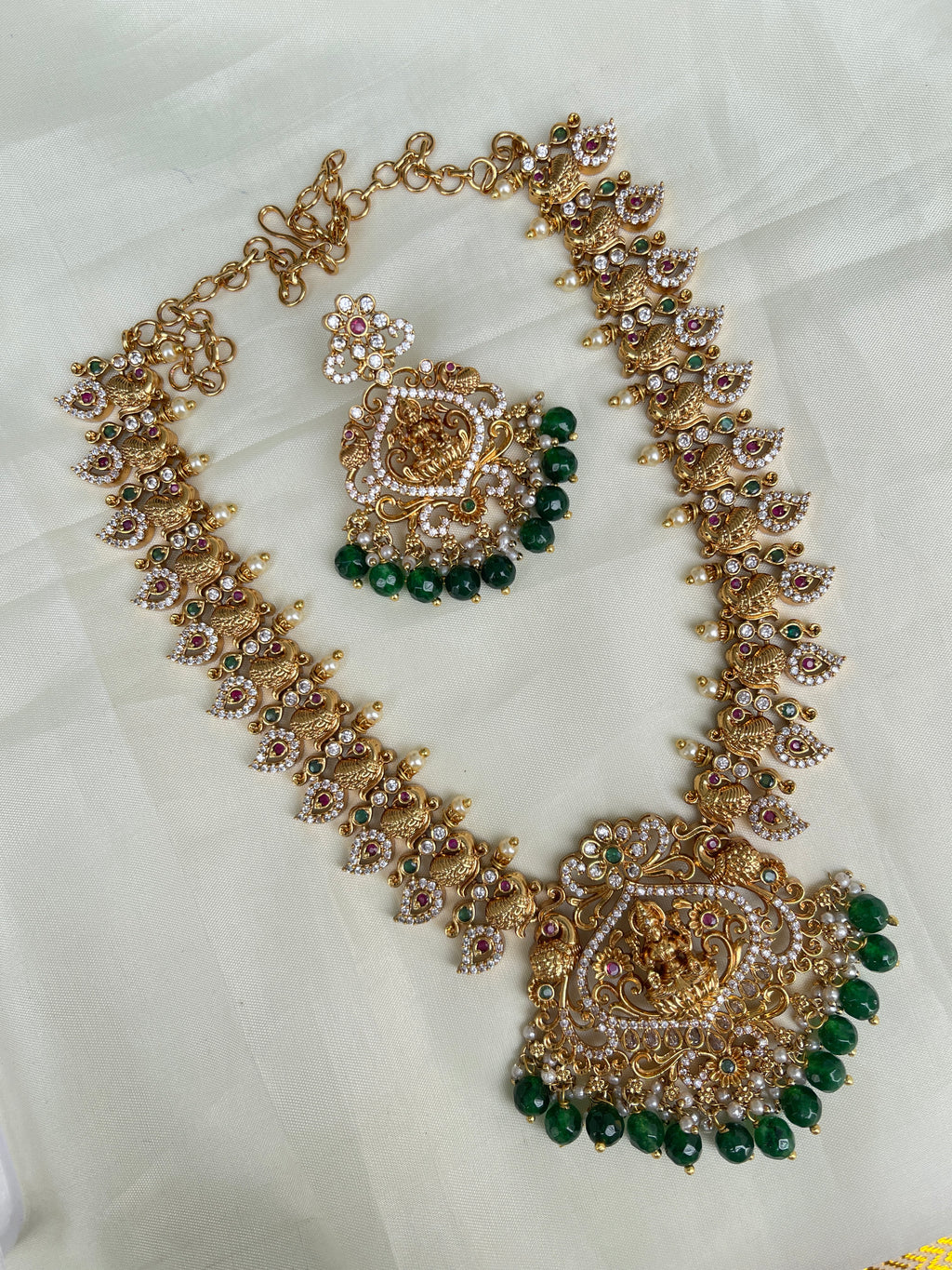 3/th green beads Lakshmi haram