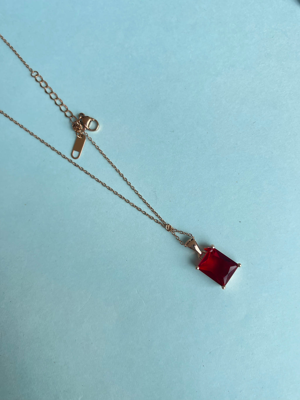 Simple dailywear chain with square pendant dc501