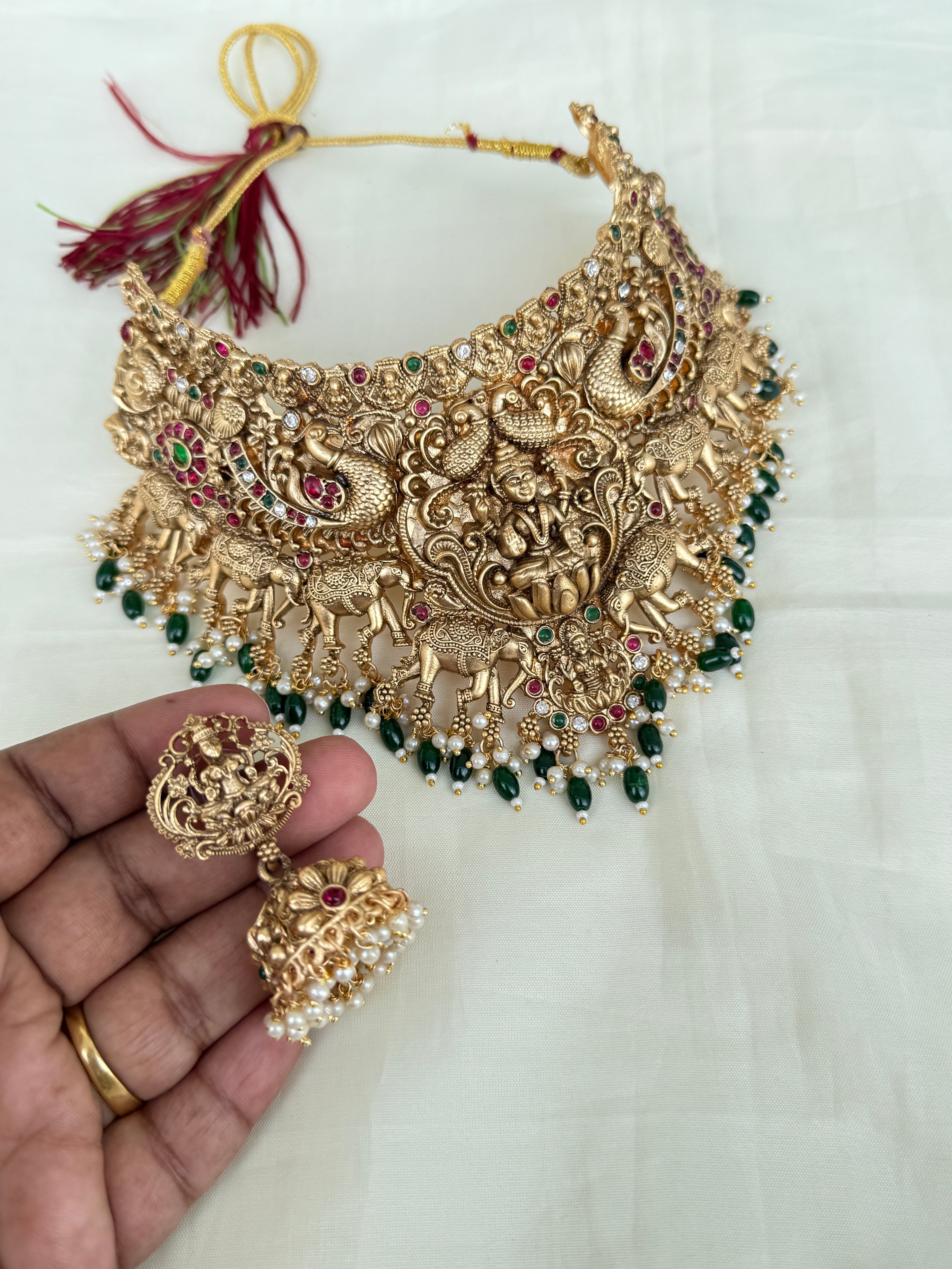 Ch008 heavy Lakshmi Devi choker with earrings