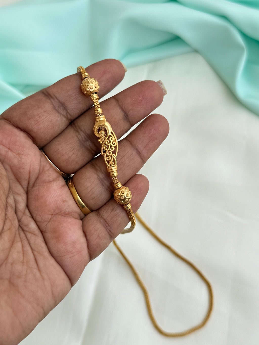 Ph415 panchaloham polished peacock gold Ball 25 inches thali chains