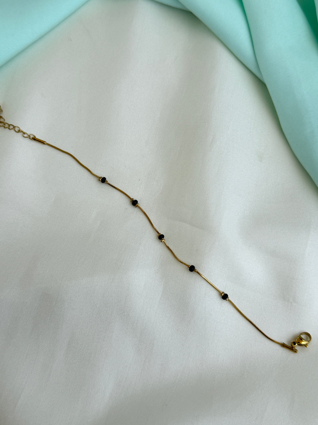 Ab576 black beads 8 inches adjustable chain bracelet