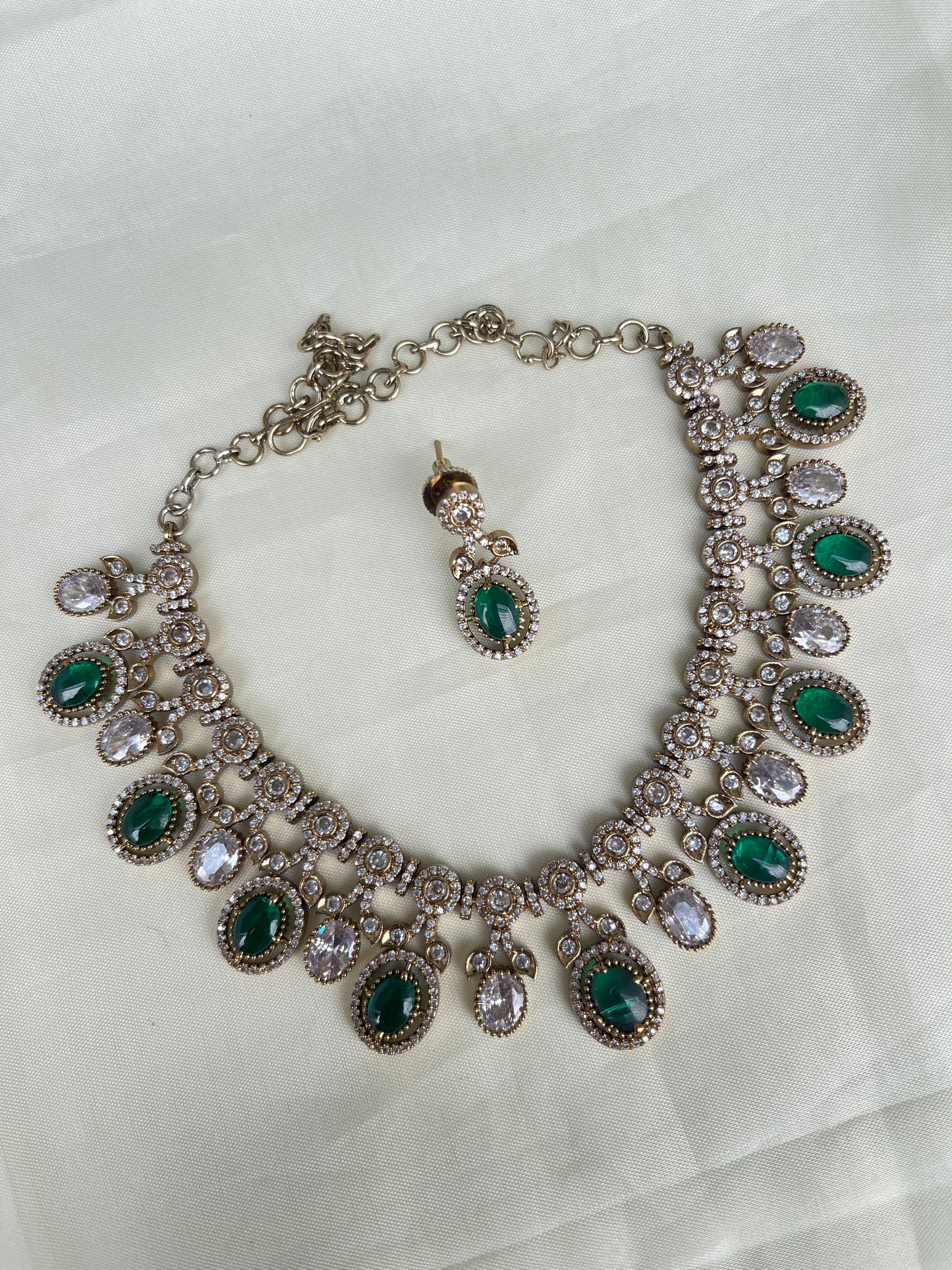 Green zircon neckset with moissanite