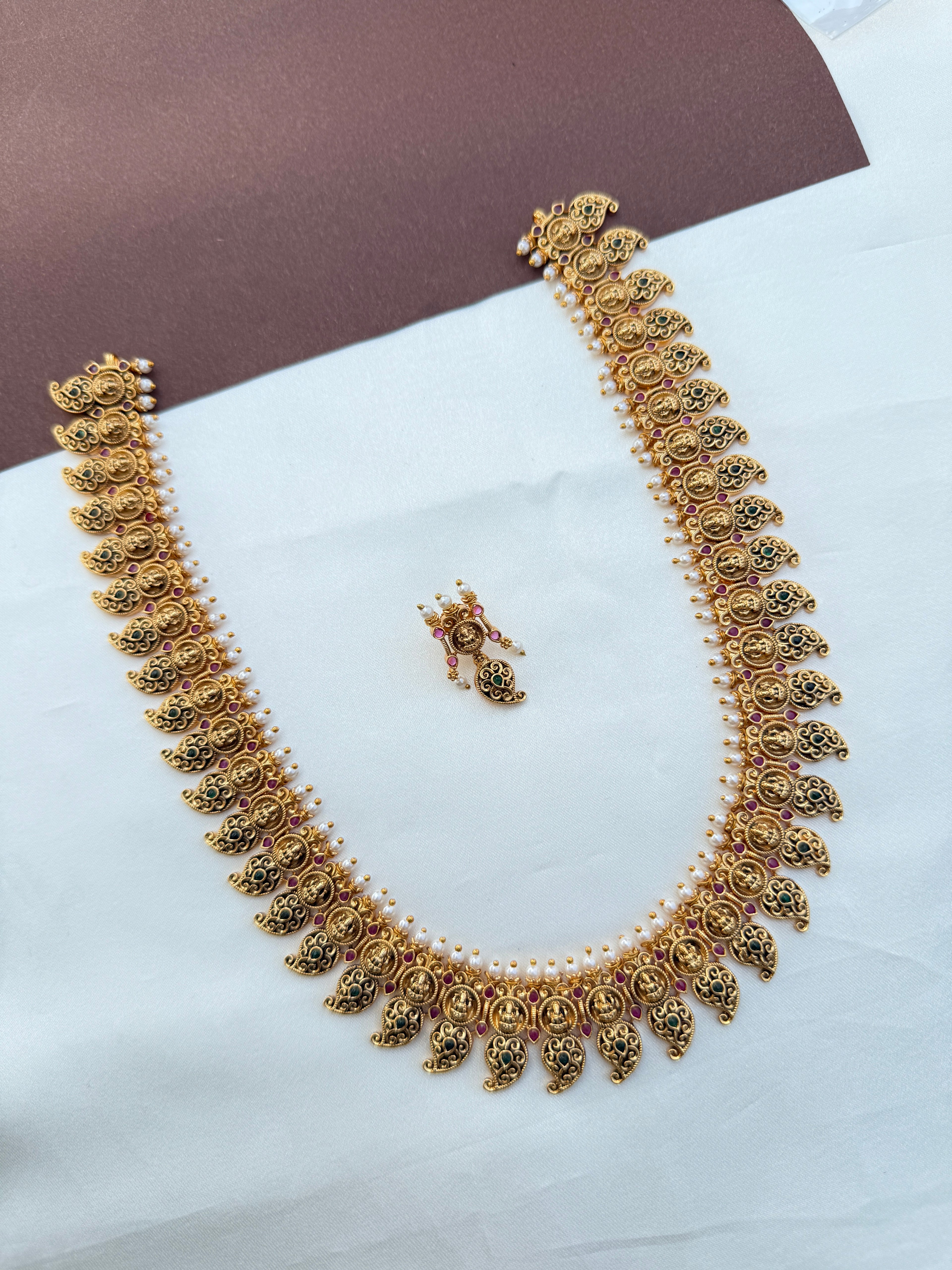 Lh562 antique lakshmi devi mango bottumala 3/4th haram