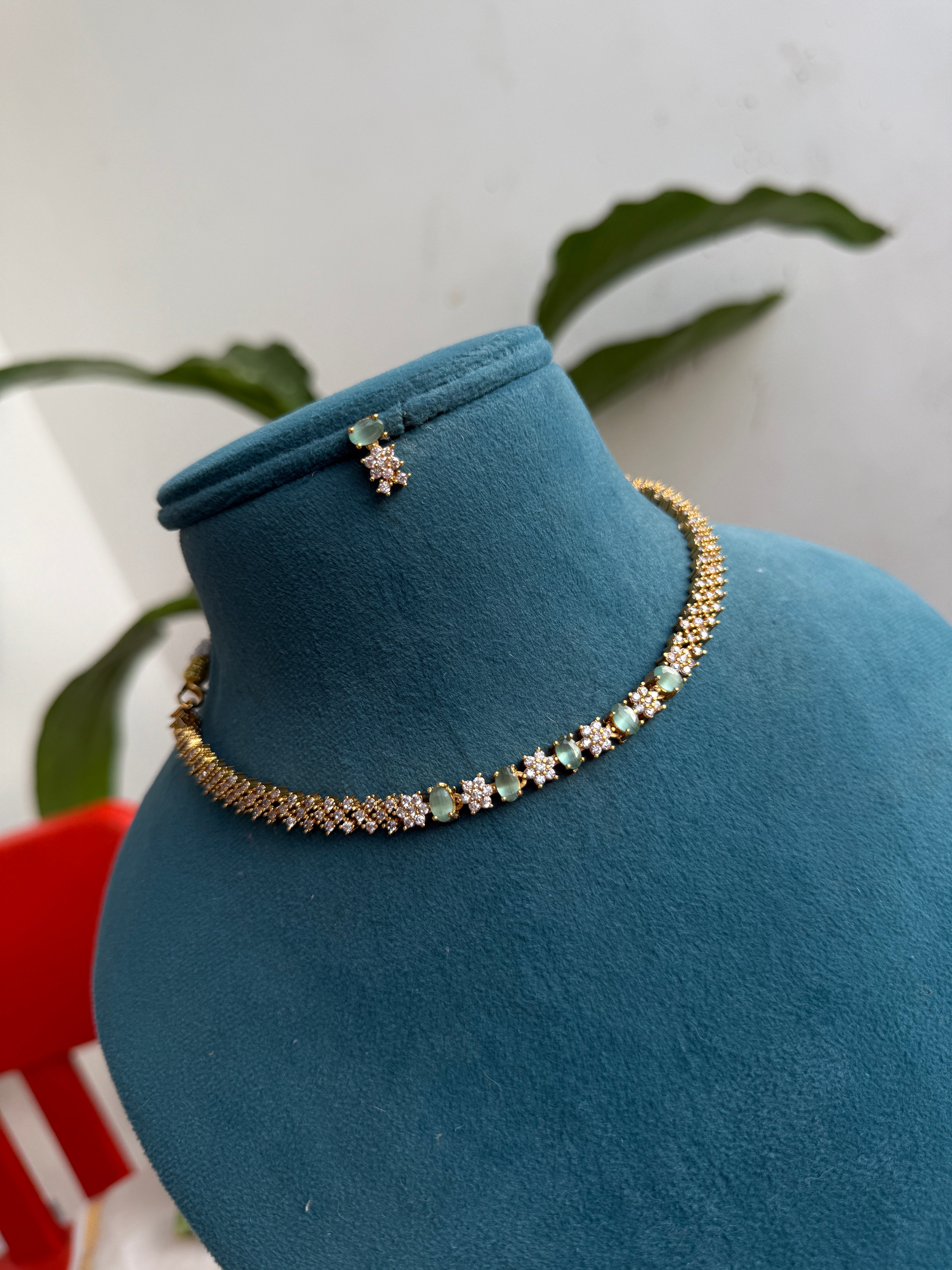 Ns478 simple flower neckset