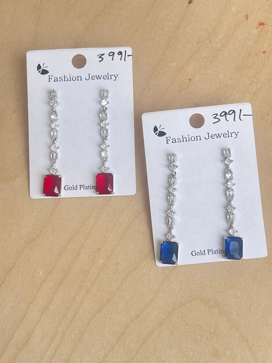Zircon hanging earrings in blue and red