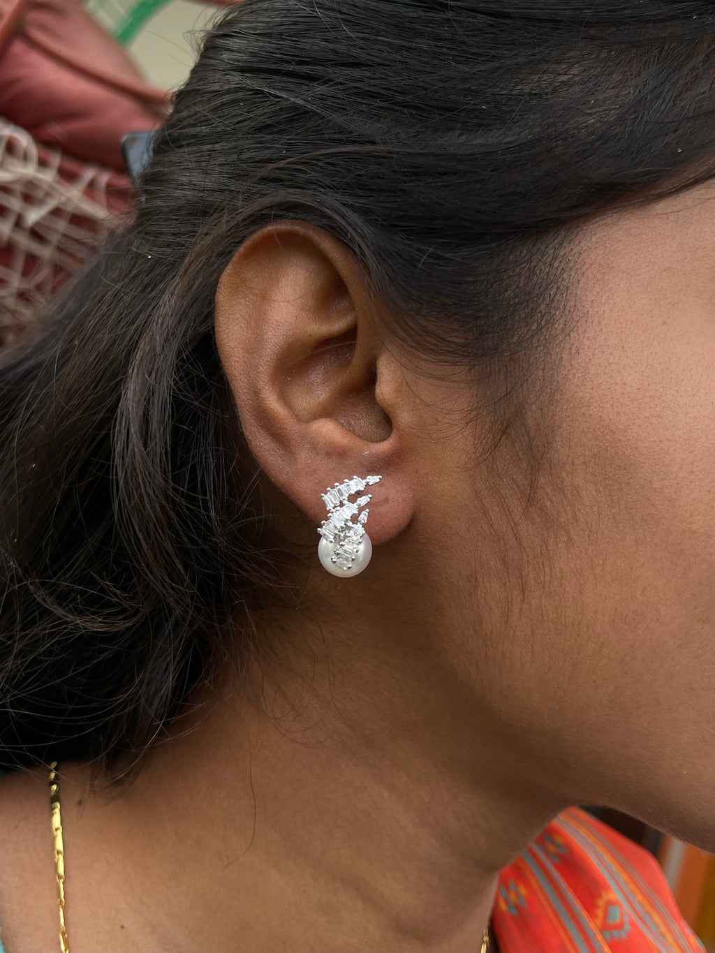 Silver pearl studs Color won't fade