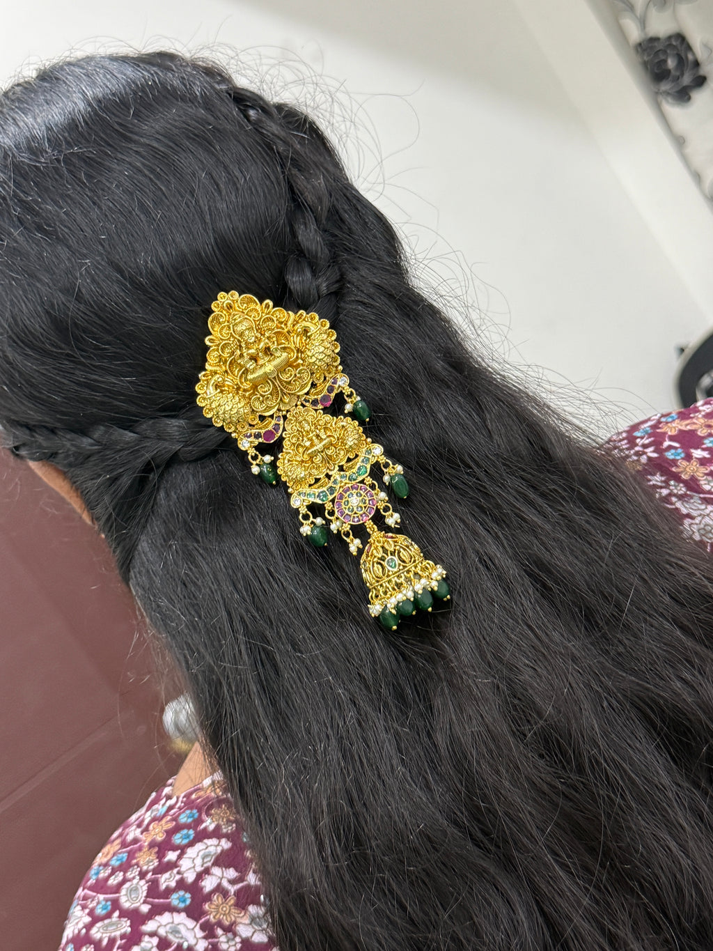 Lakshmidevi peacock kemp stones with green beads butta jada Billa jd021