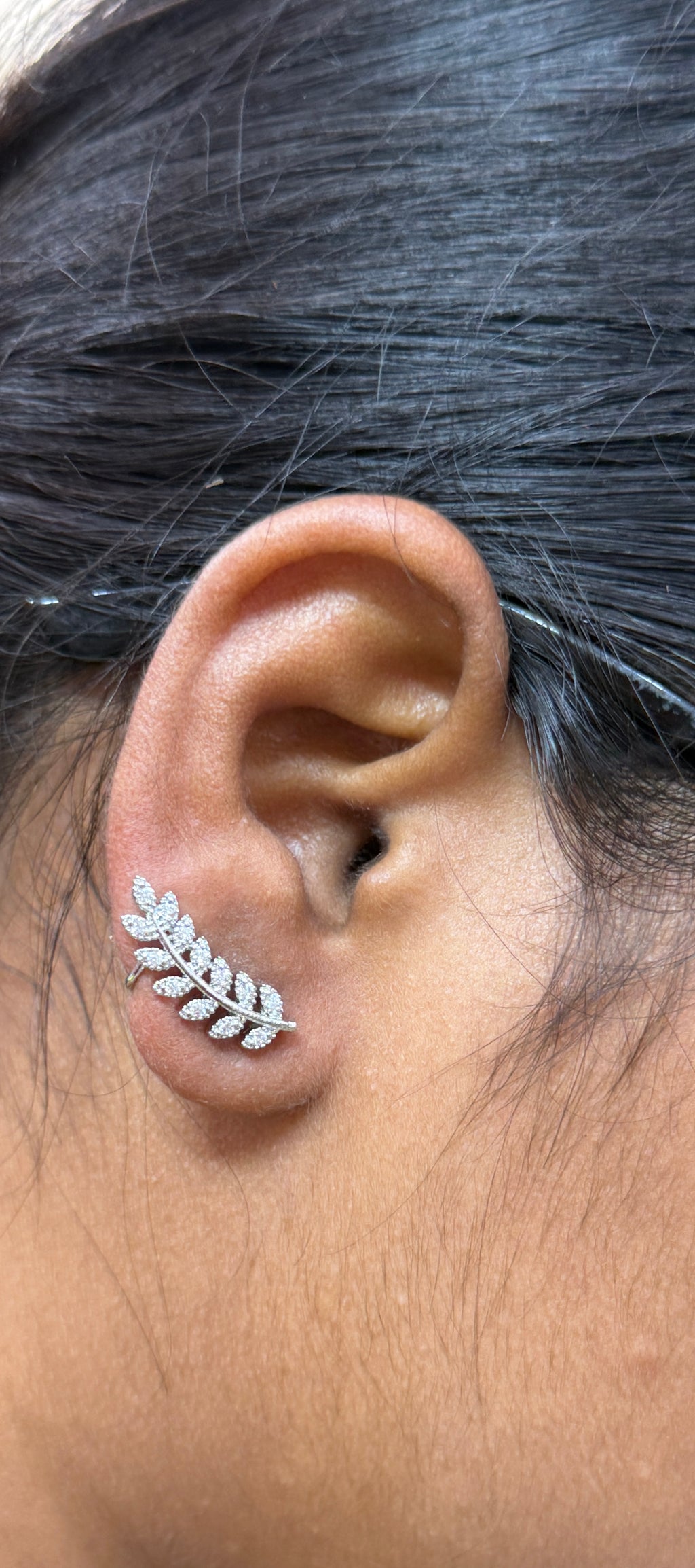 Ec002 leaf earcuffs