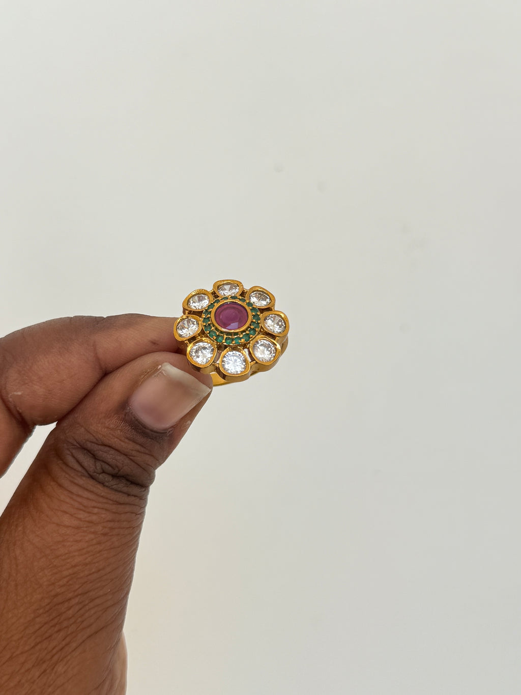 Rg211 adjustable finger ring