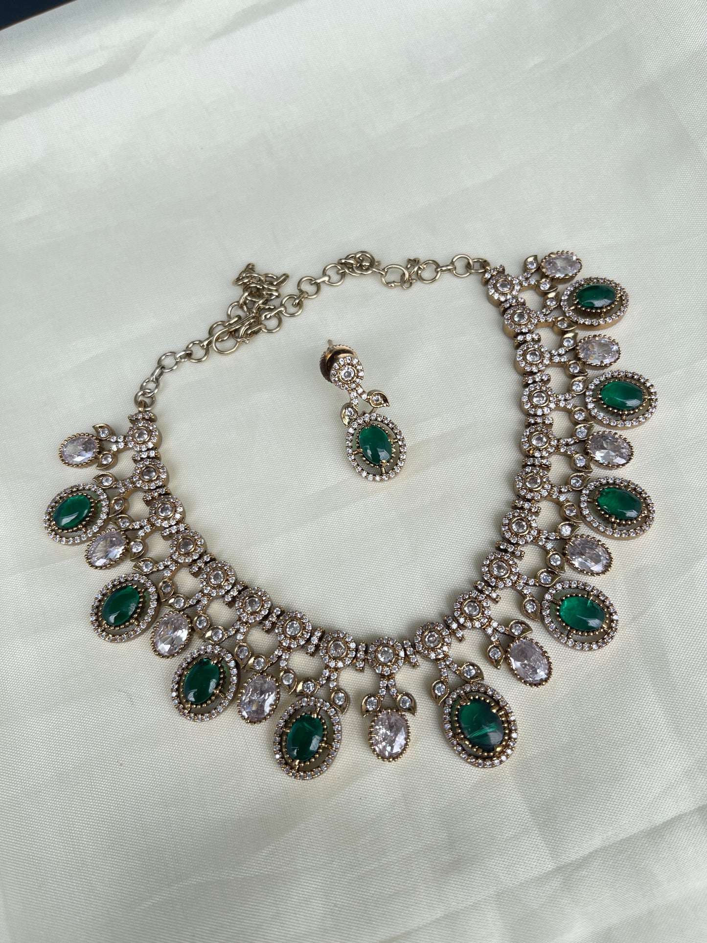 Green zircon neckset with moissanite