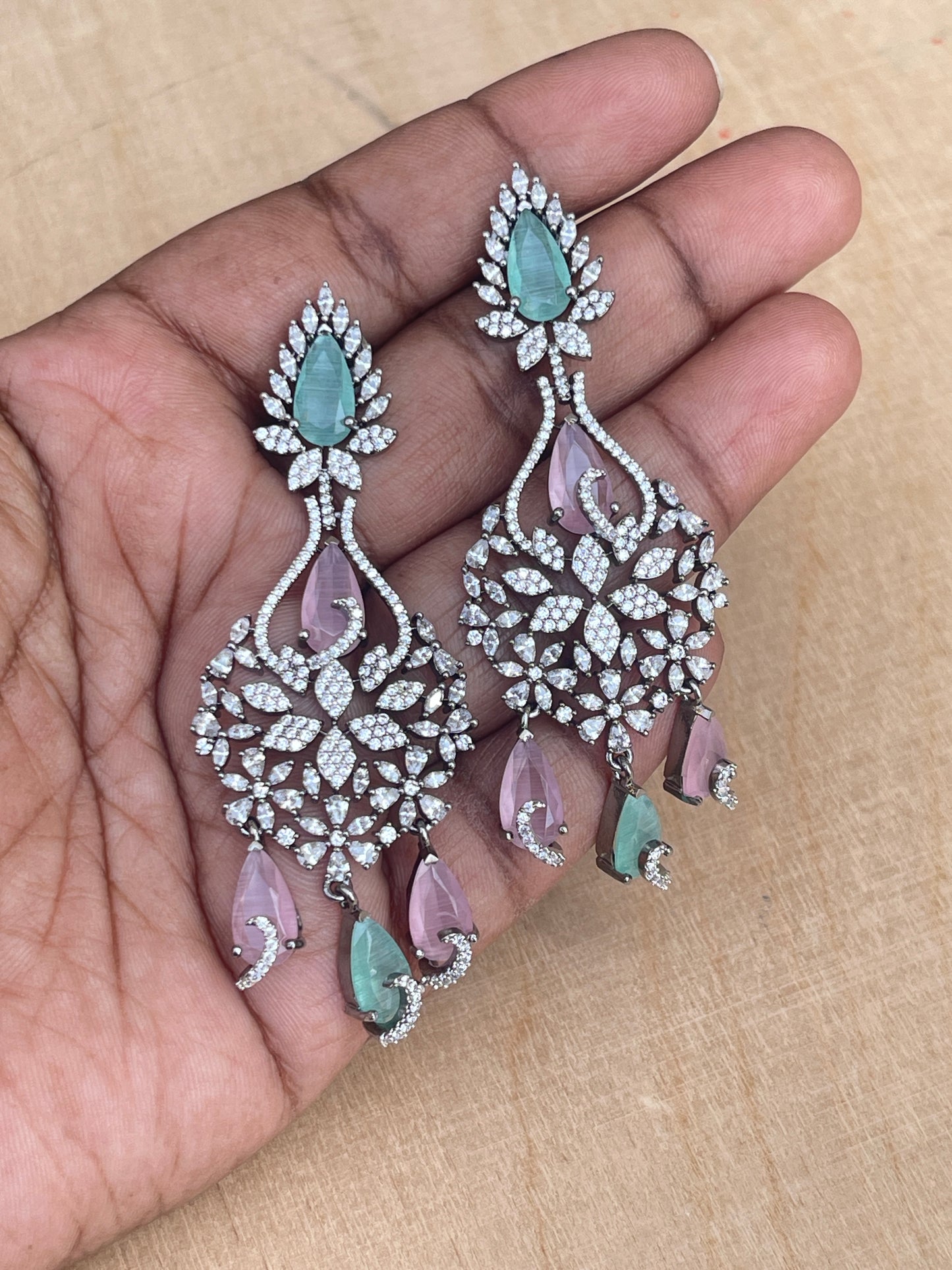 Pastel zircon hanging earrings