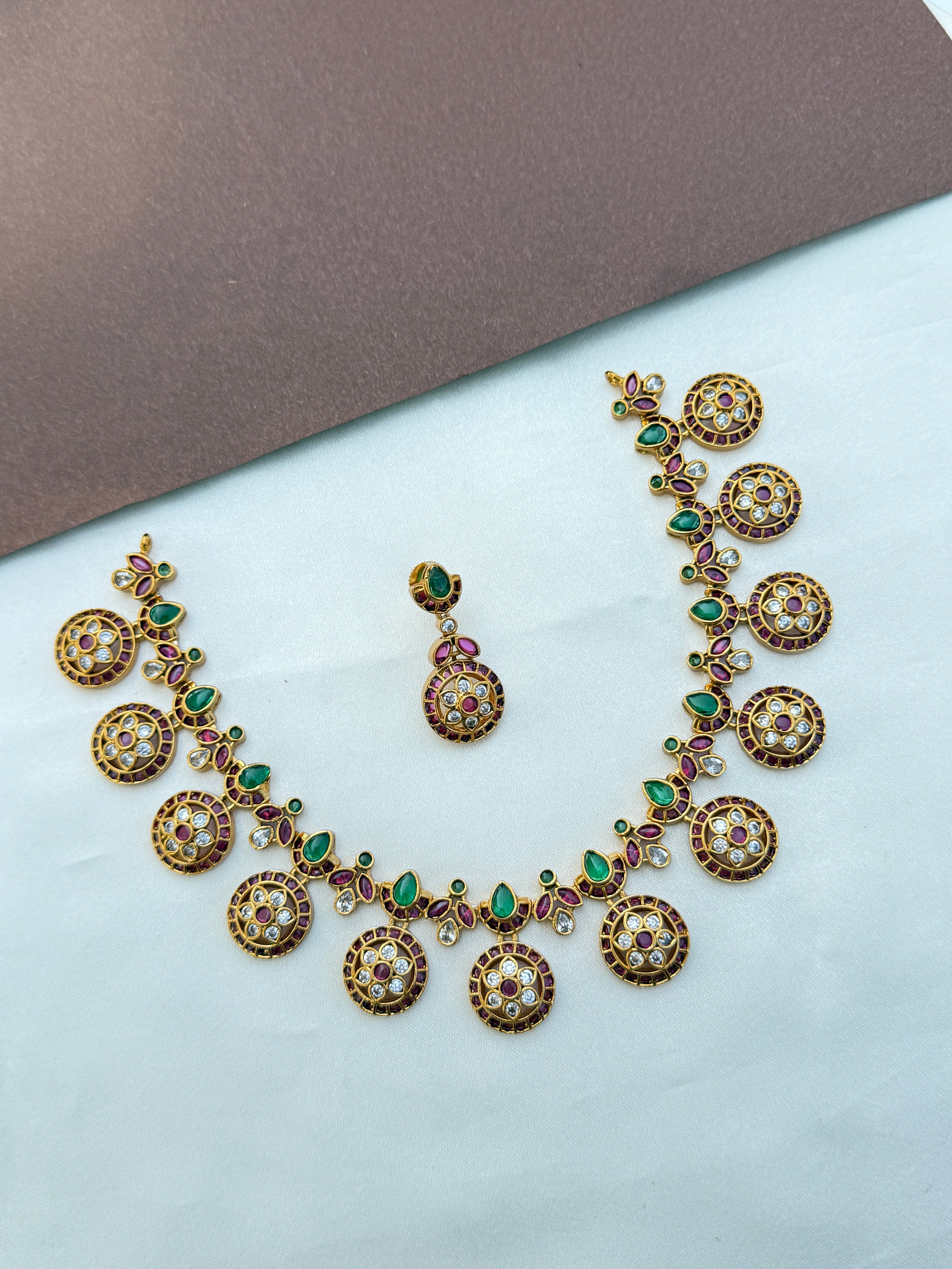 Ns573 kemp short bottu mala neckset